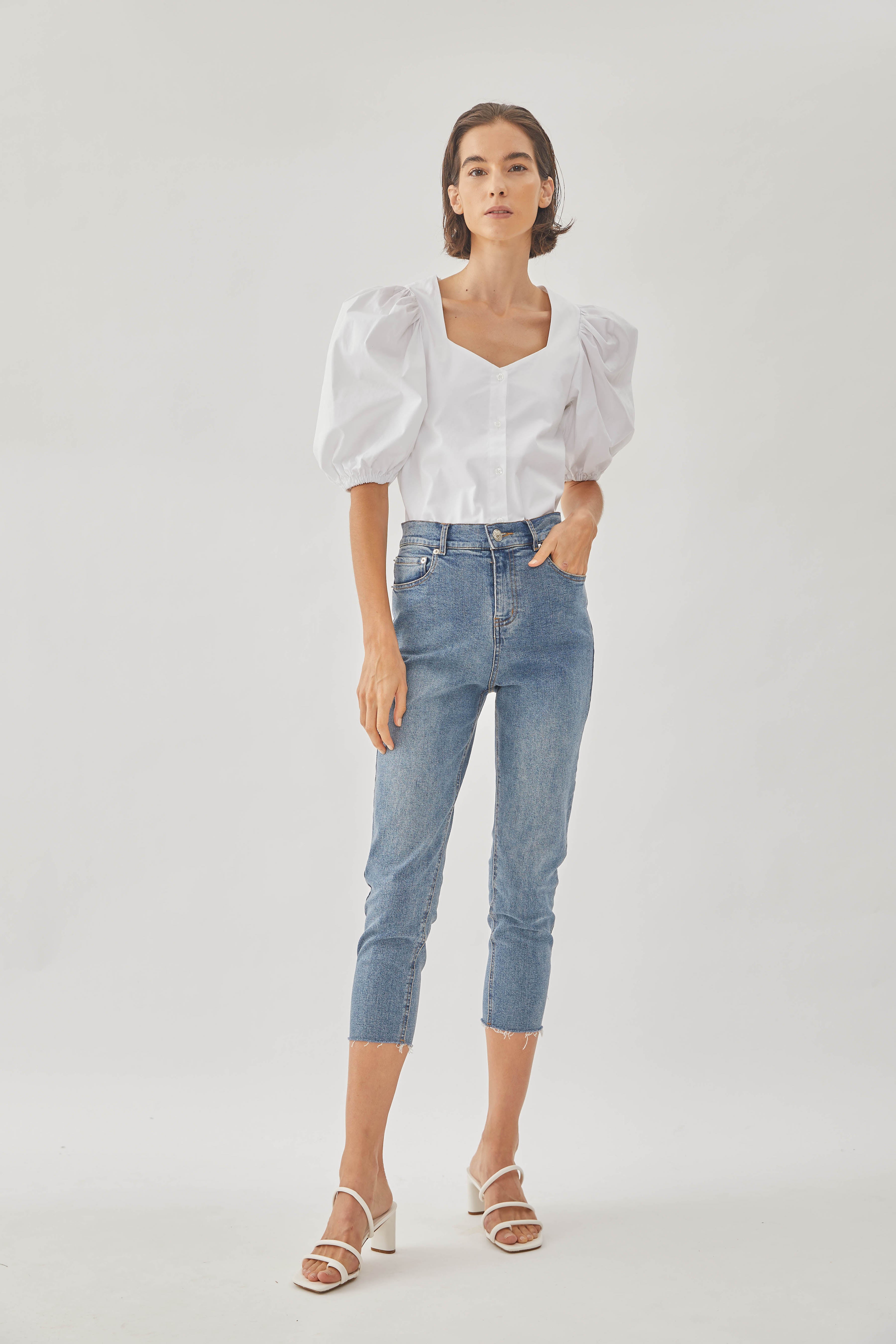 Cotton Puffed Sleeved Top in White