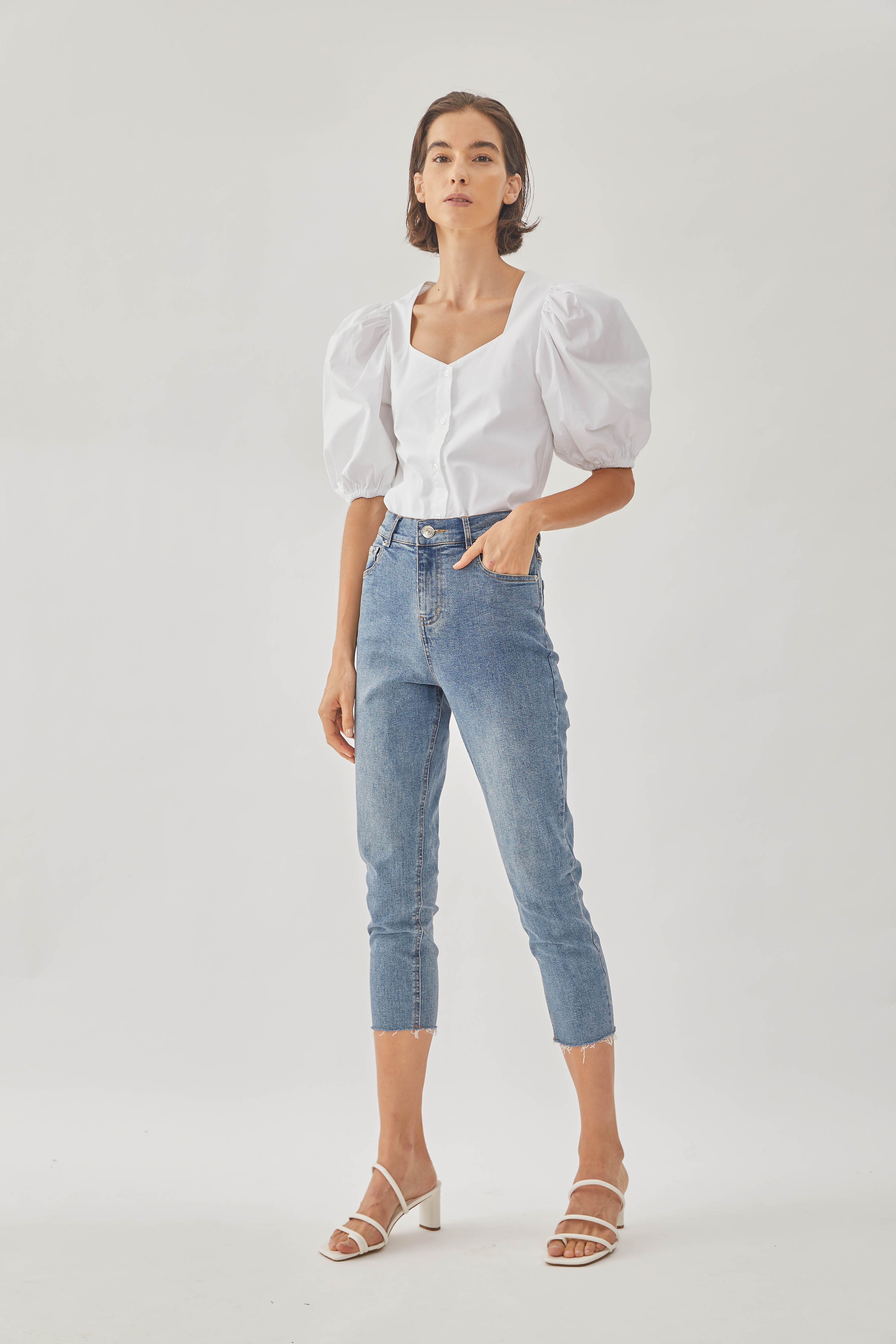Cotton Puffed Sleeved Top in White