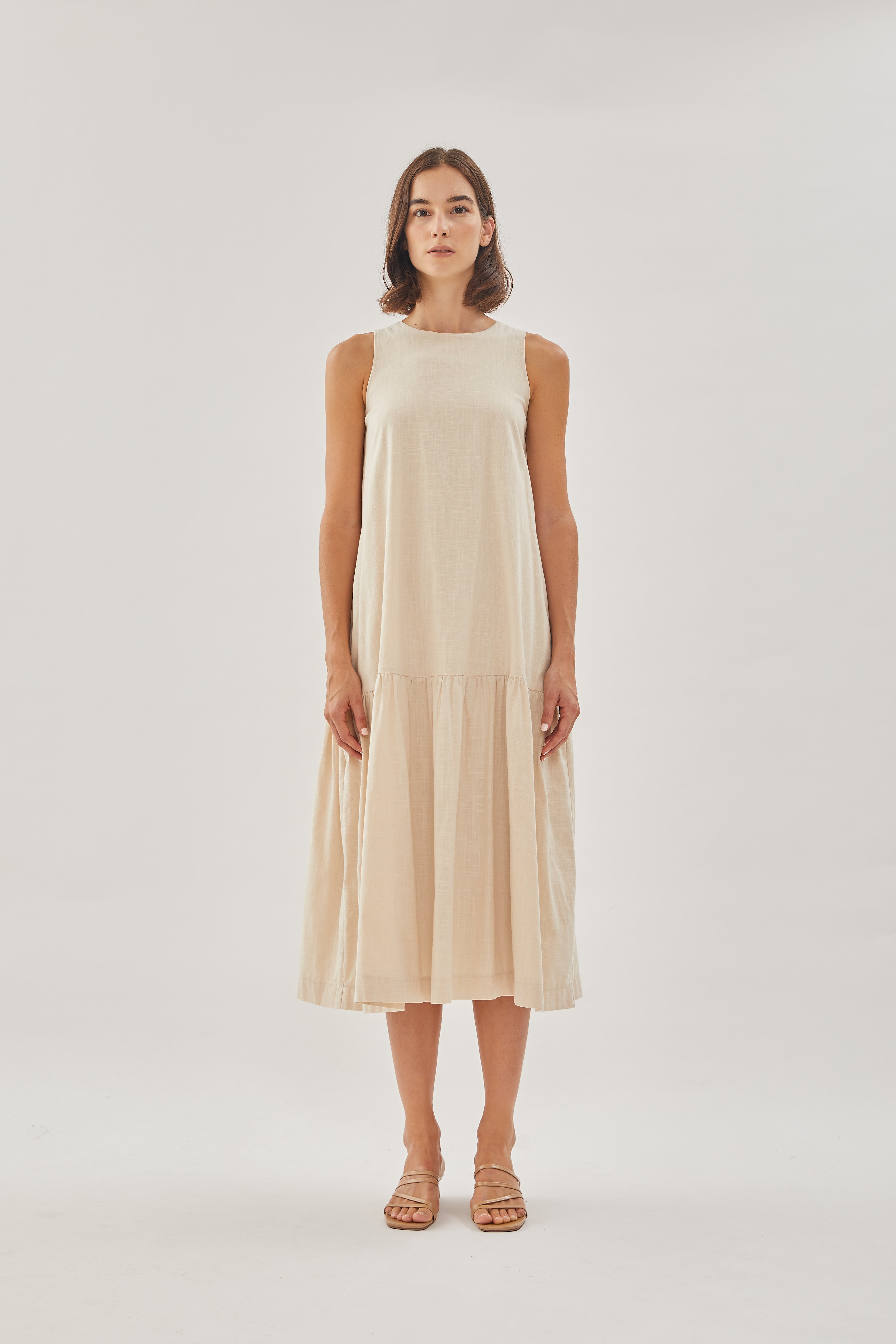 Linen Tiered Dress in Oatmeal