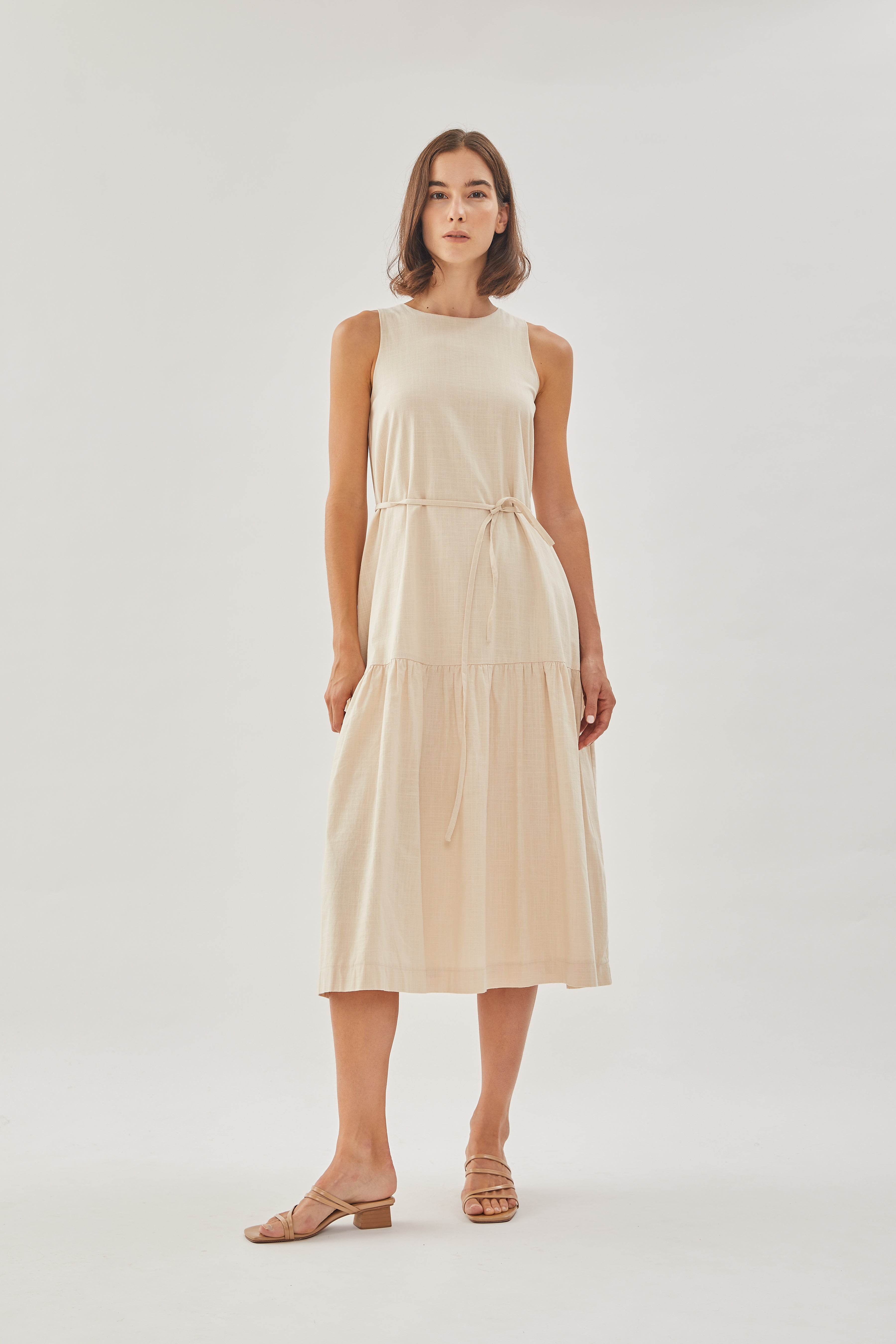 Linen Tiered Dress in Oatmeal