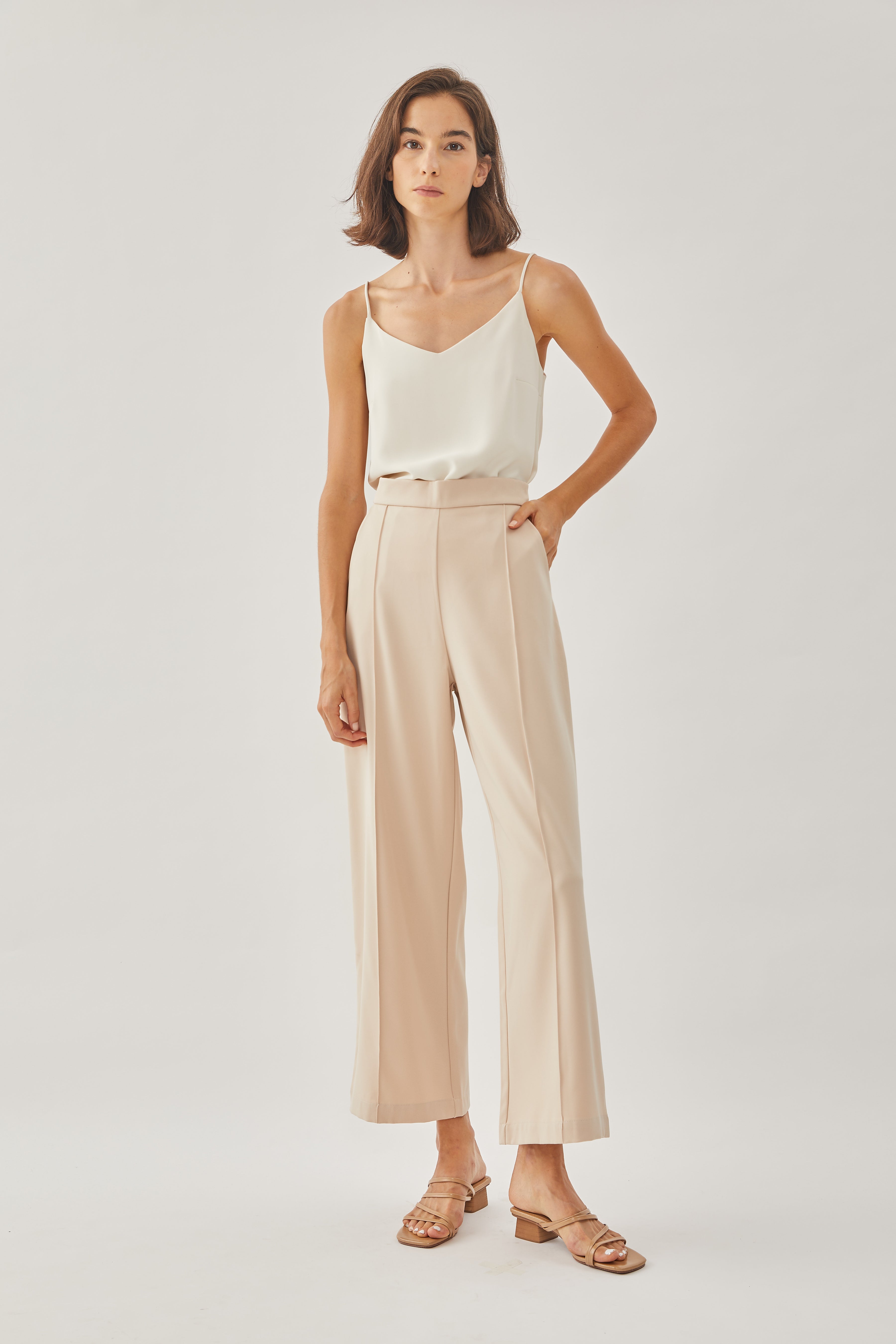 High Waisted Wide Legged Trousers w Foldlines In Light Sand