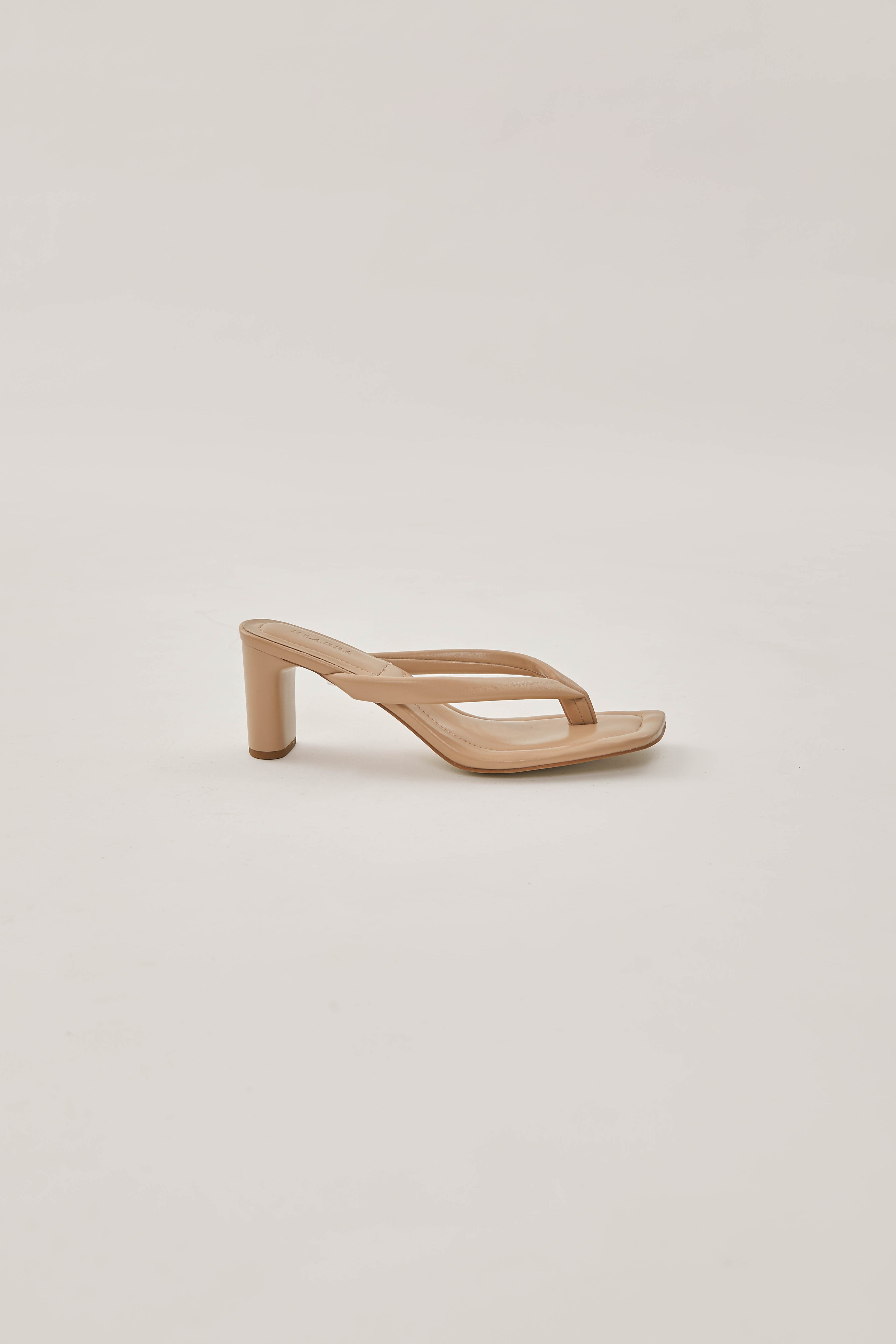 Mara Sandals in Camel