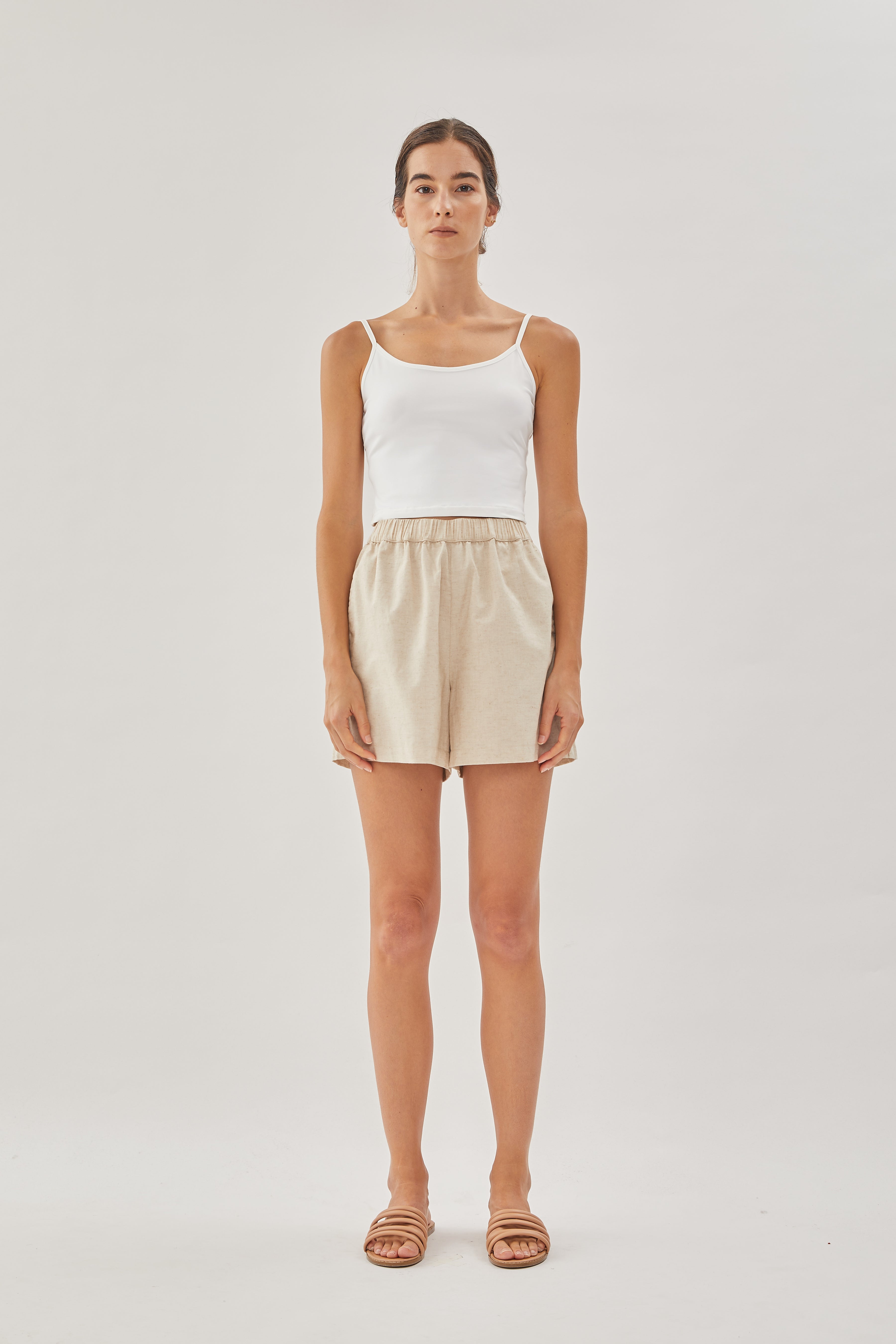 Linen Relaxed Shorts in Natural