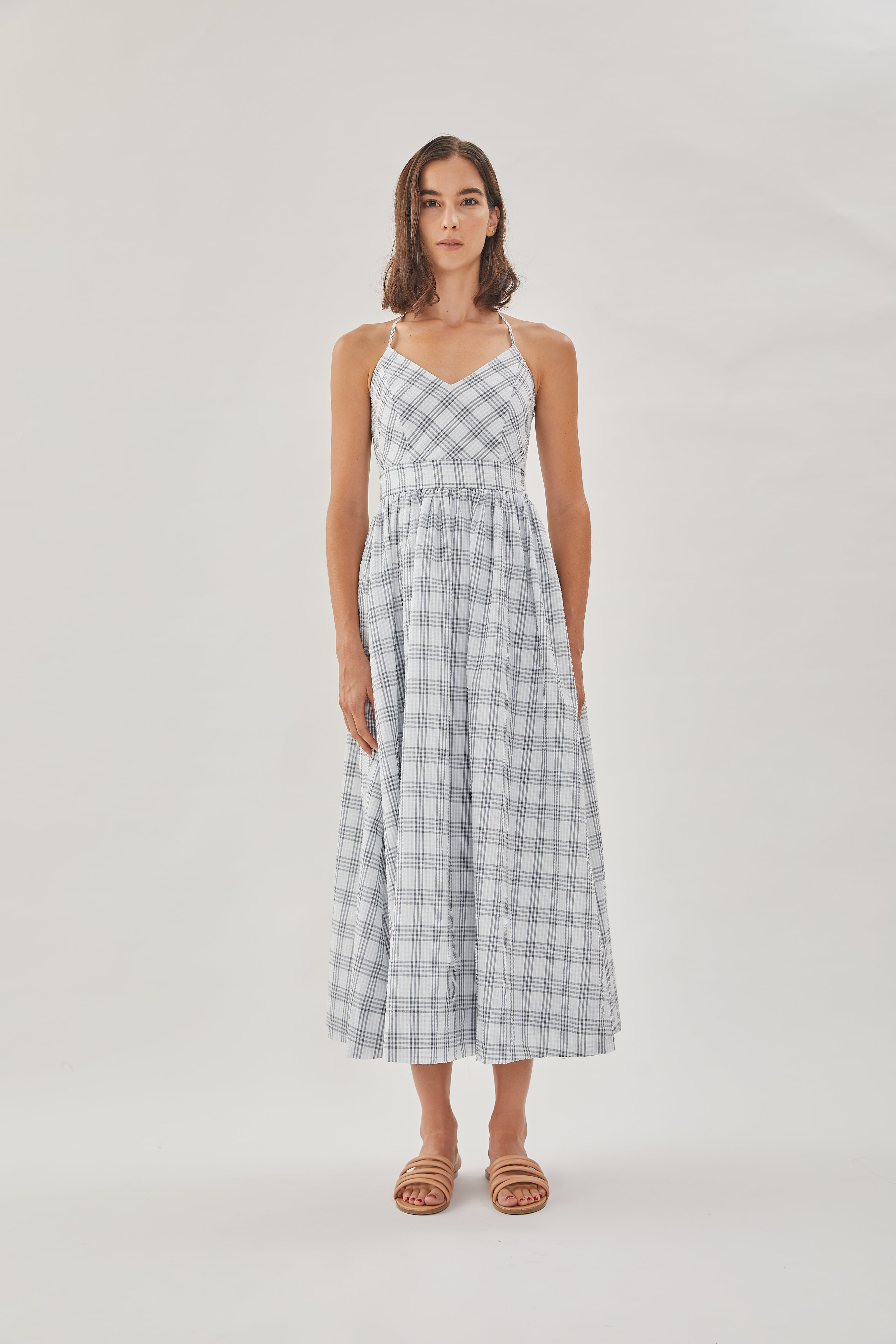 Seersucker V-neck Maxi Dress in Mist