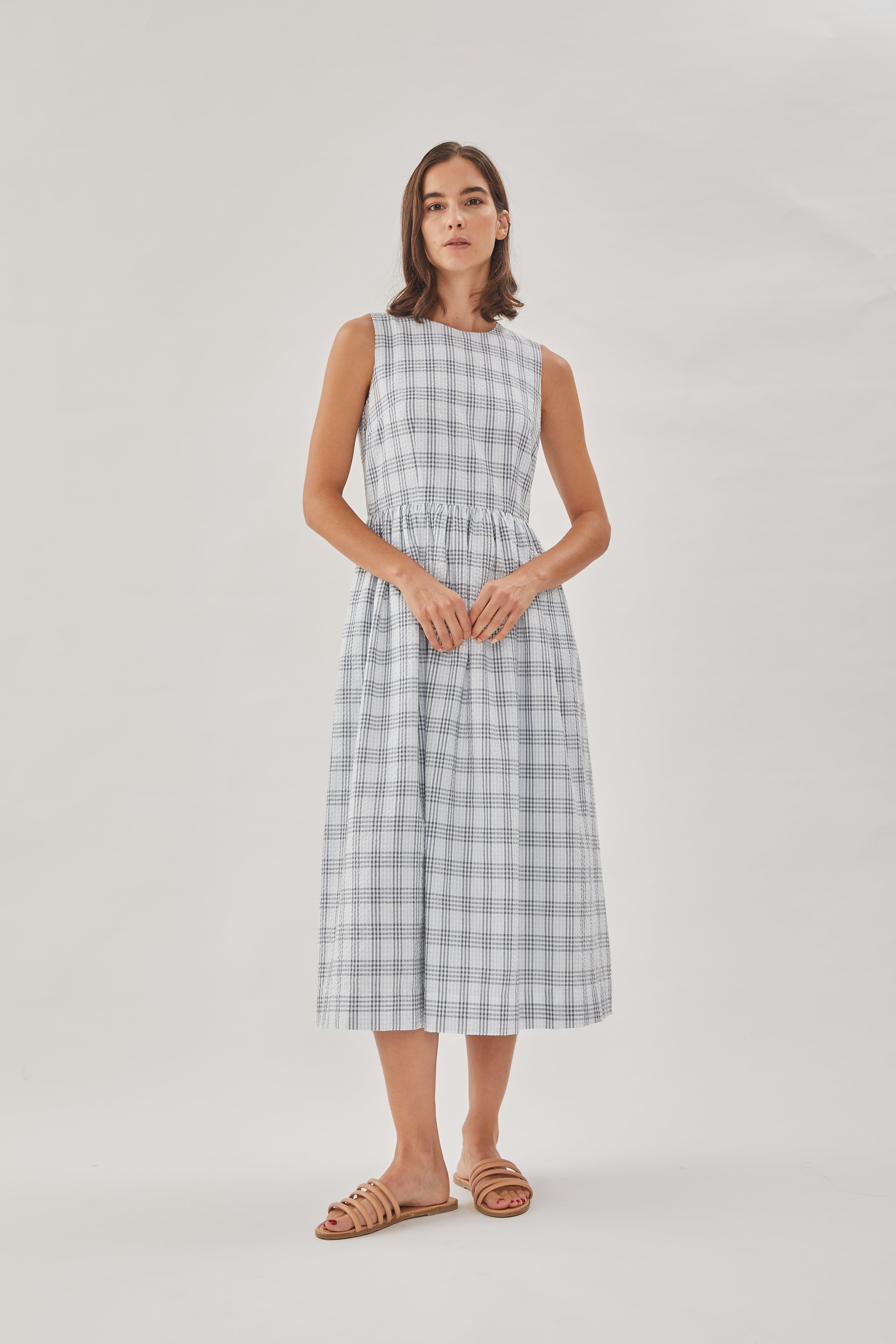 Seersucker Sleeveless Gathered Dress in Mist