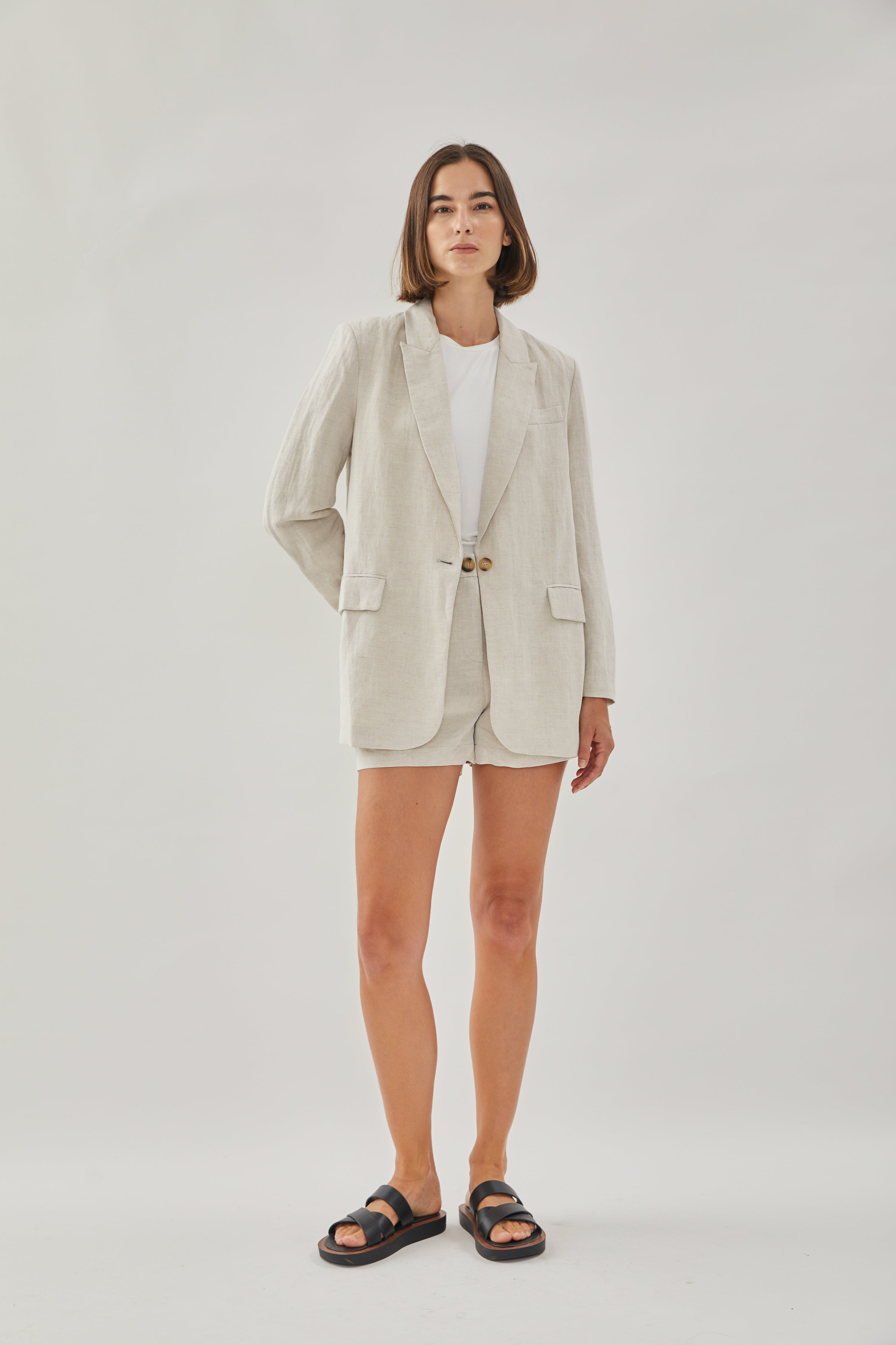 Oversized Linen Blazer in Natural