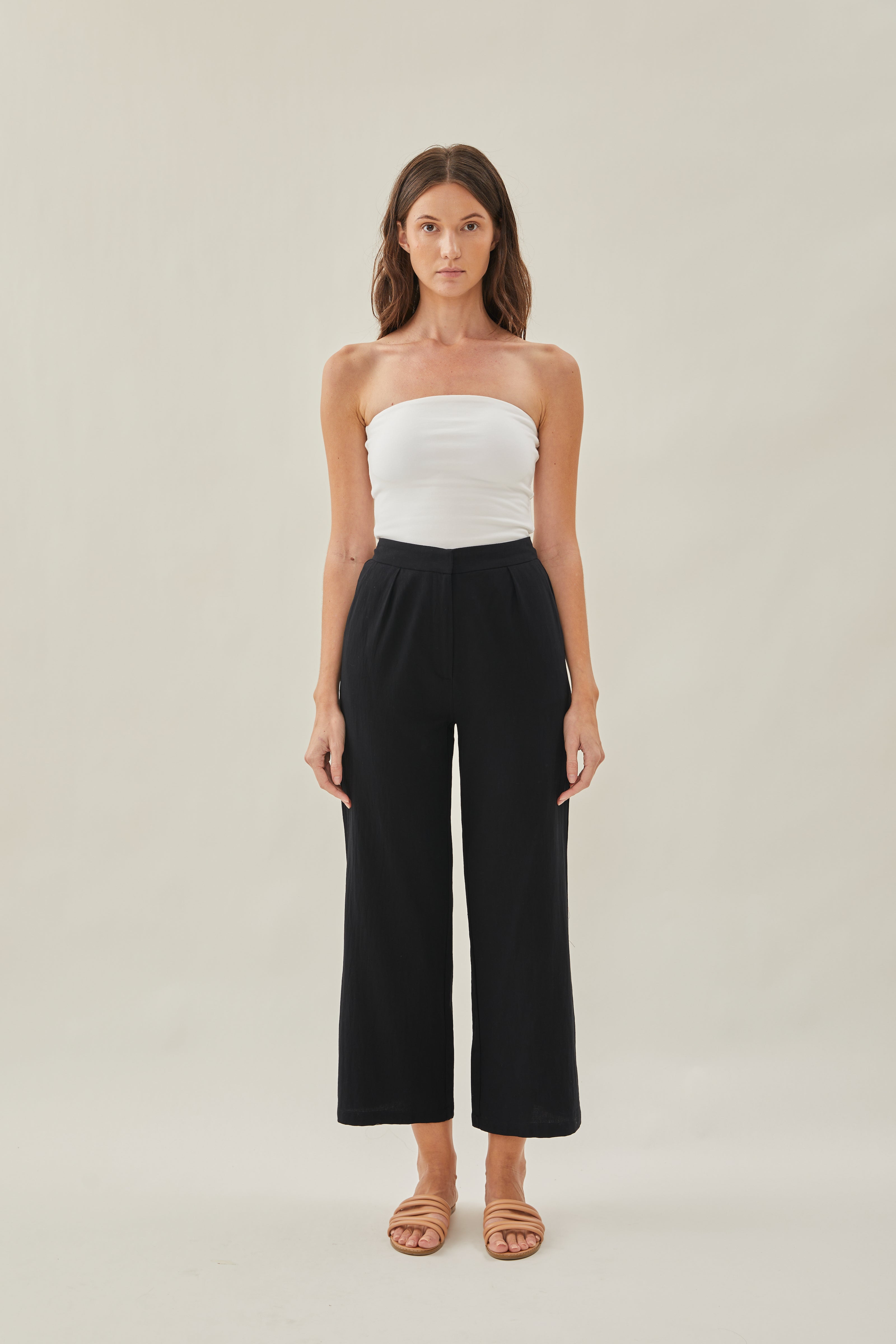 Cotton Pleated Trouser in Black