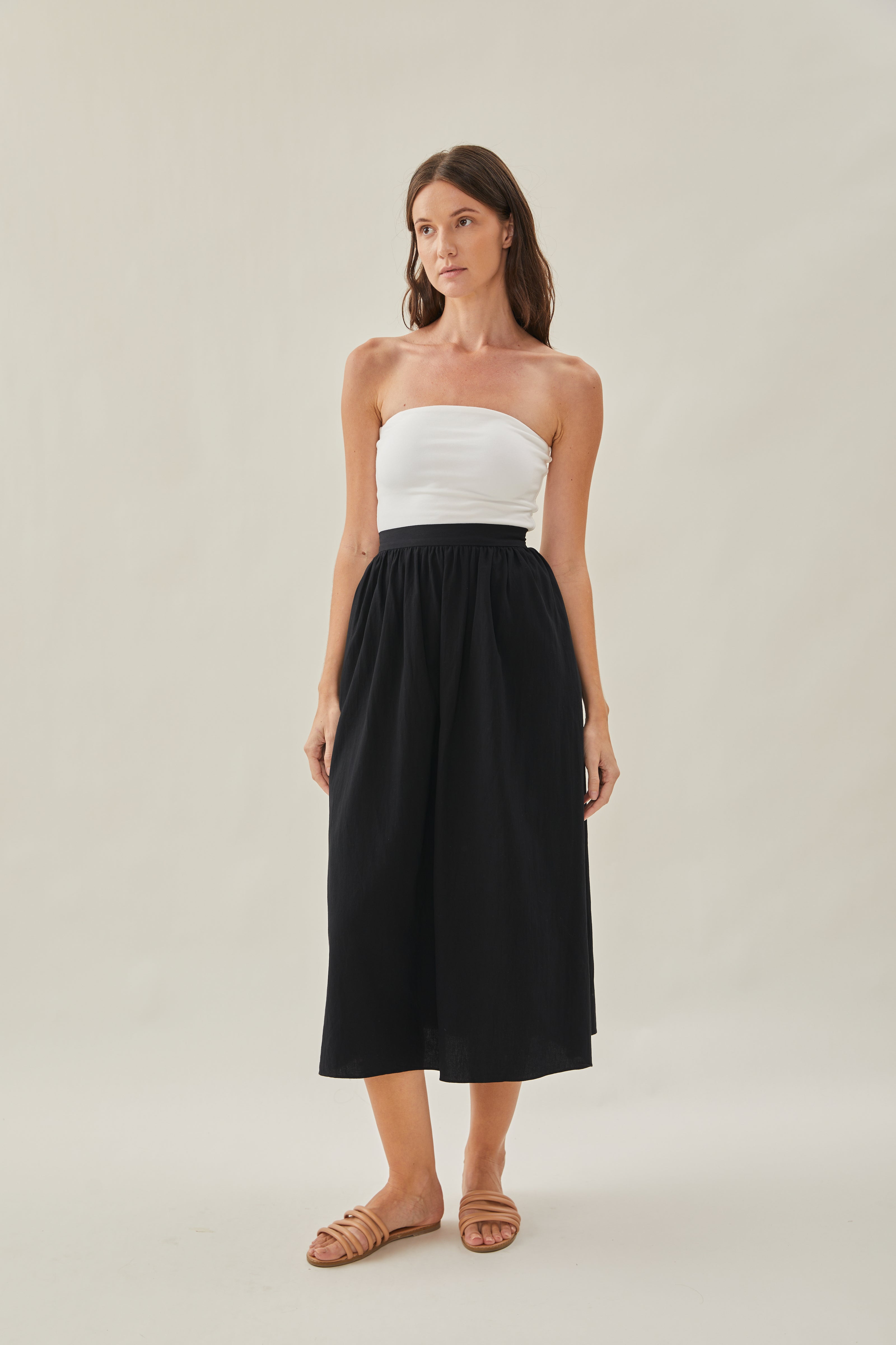 Cotton Gathered Midi Skirt in Black