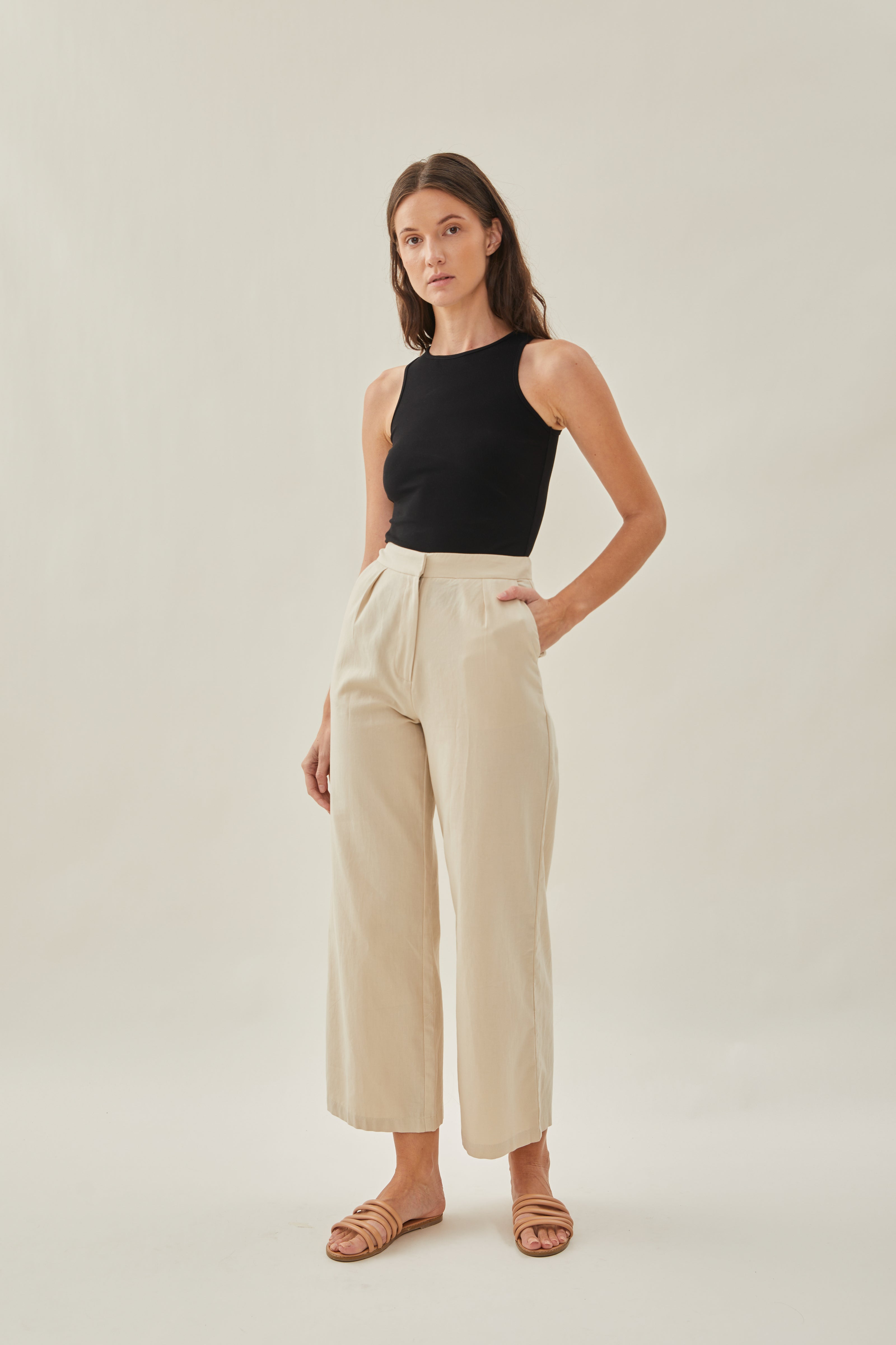 Cotton Pleated Trouser in Oat