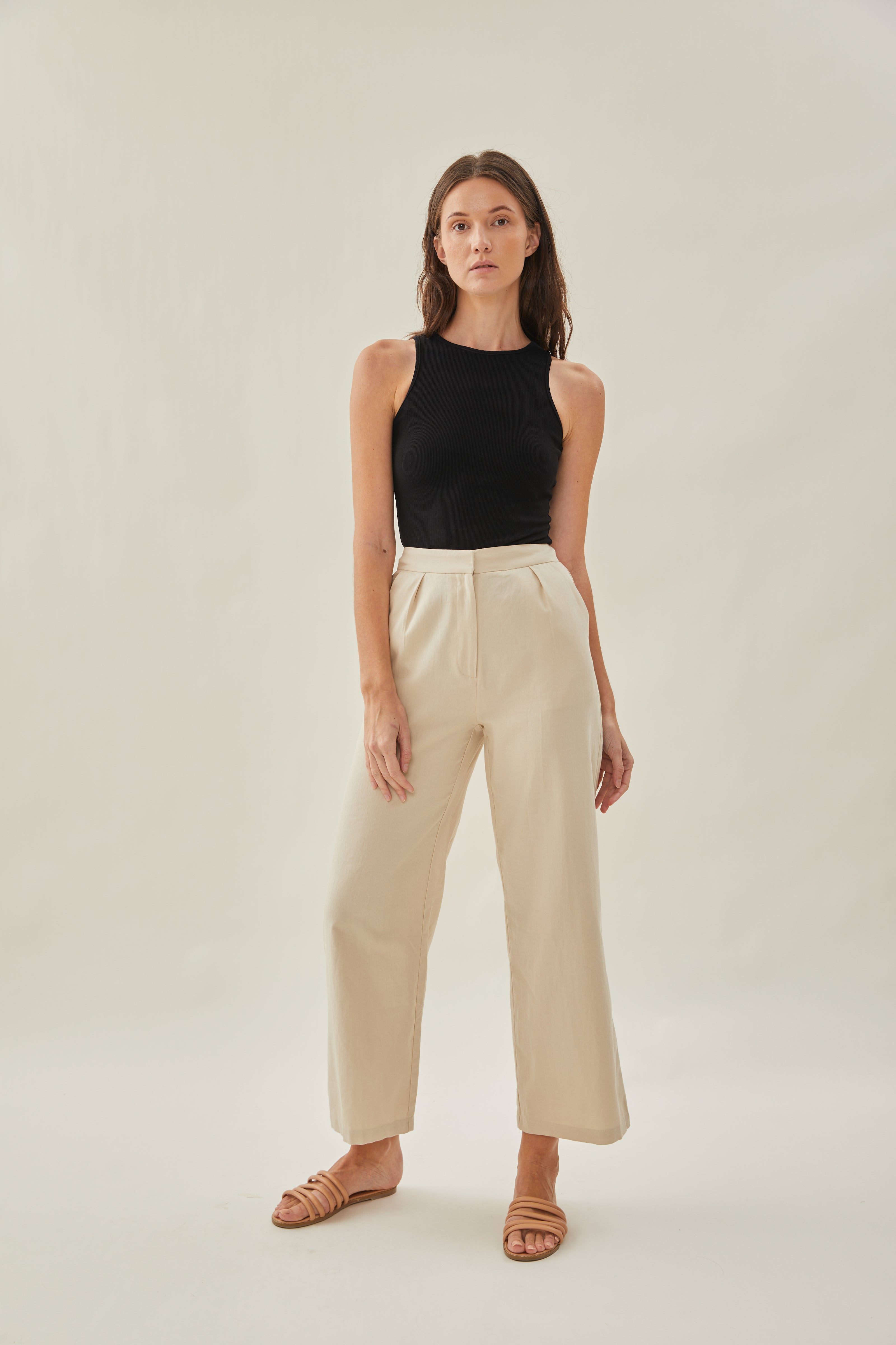 Cotton Pleated Trouser in Oat