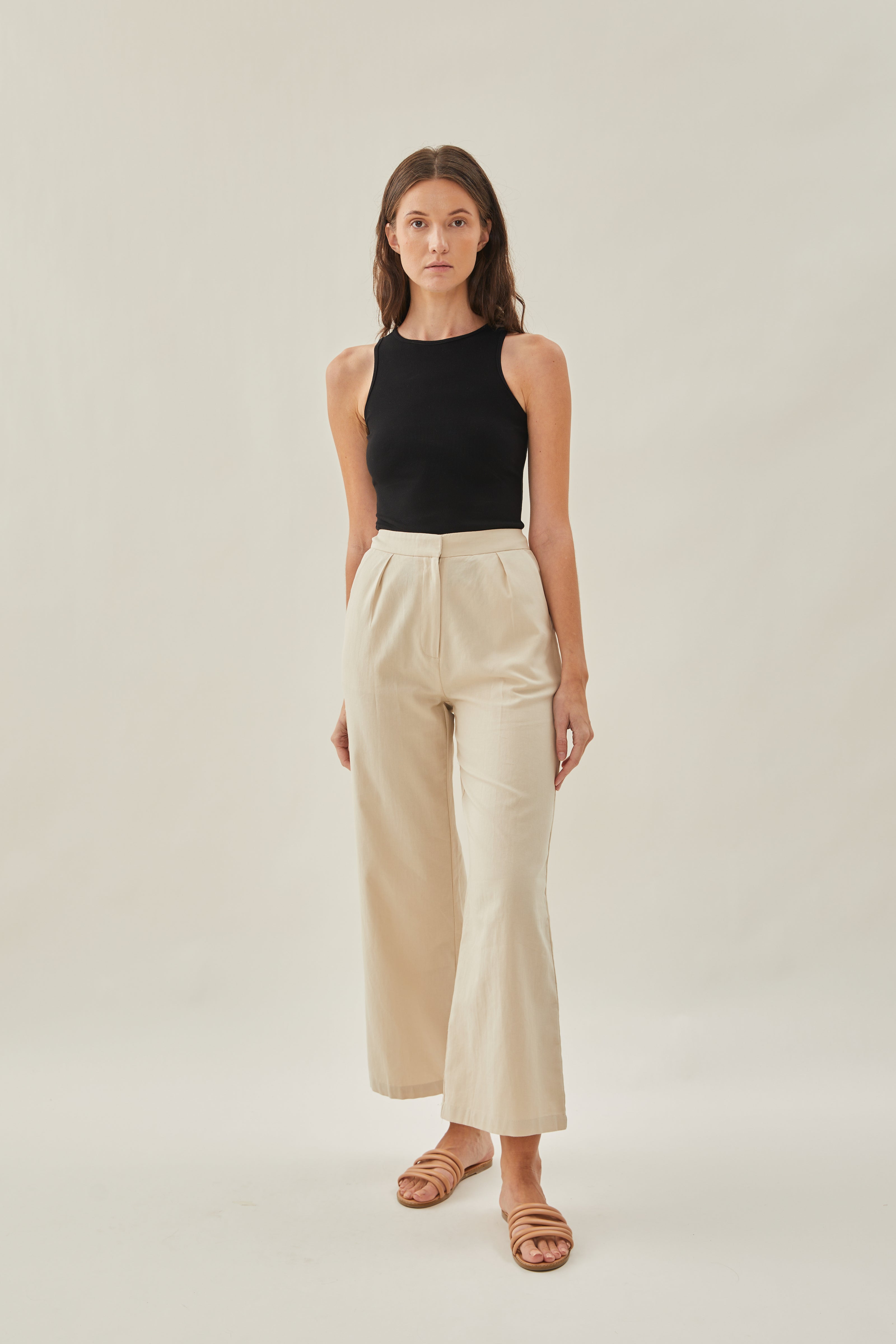 Cotton Pleated Trouser in Oat