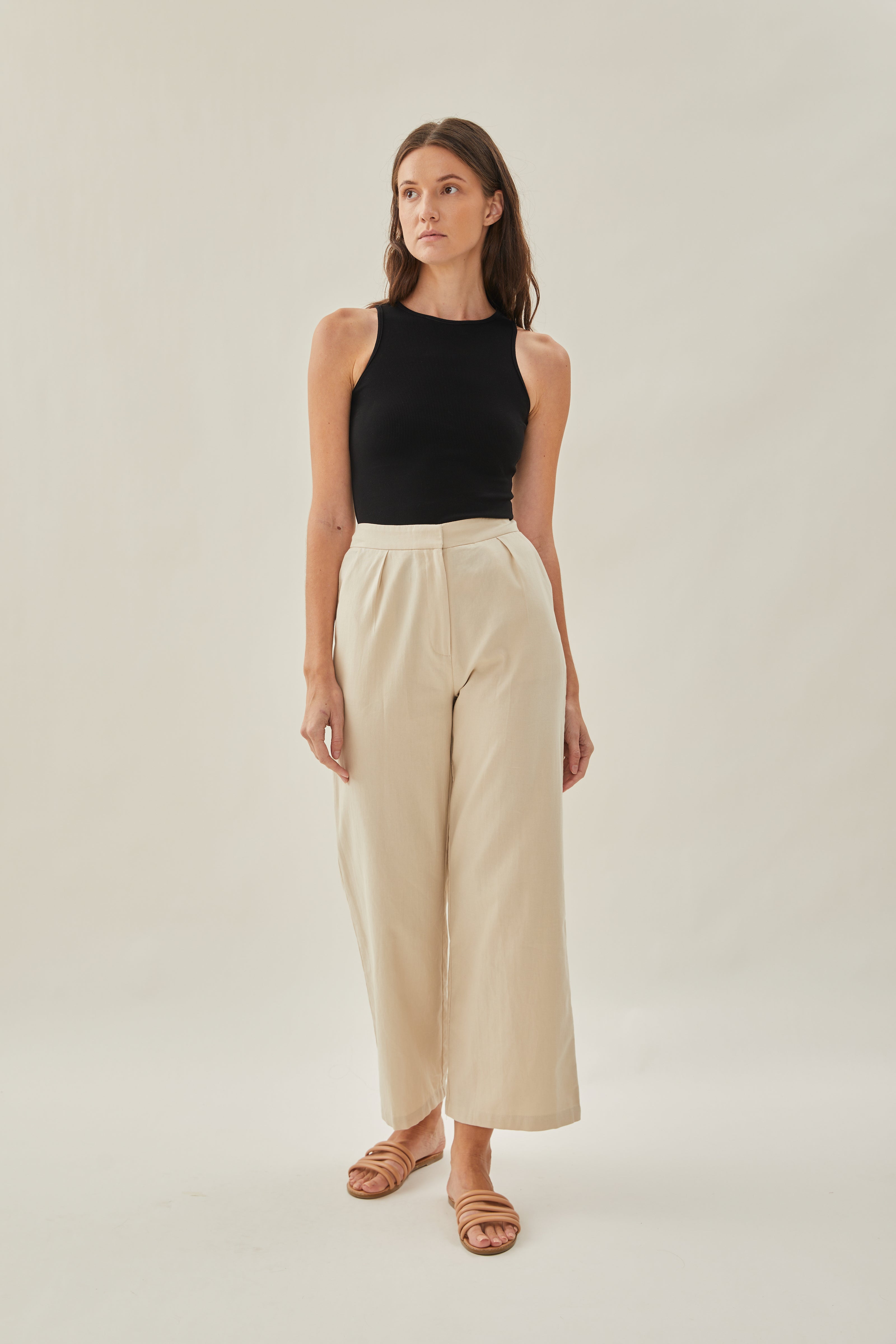 Cotton Pleated Trouser in Oat