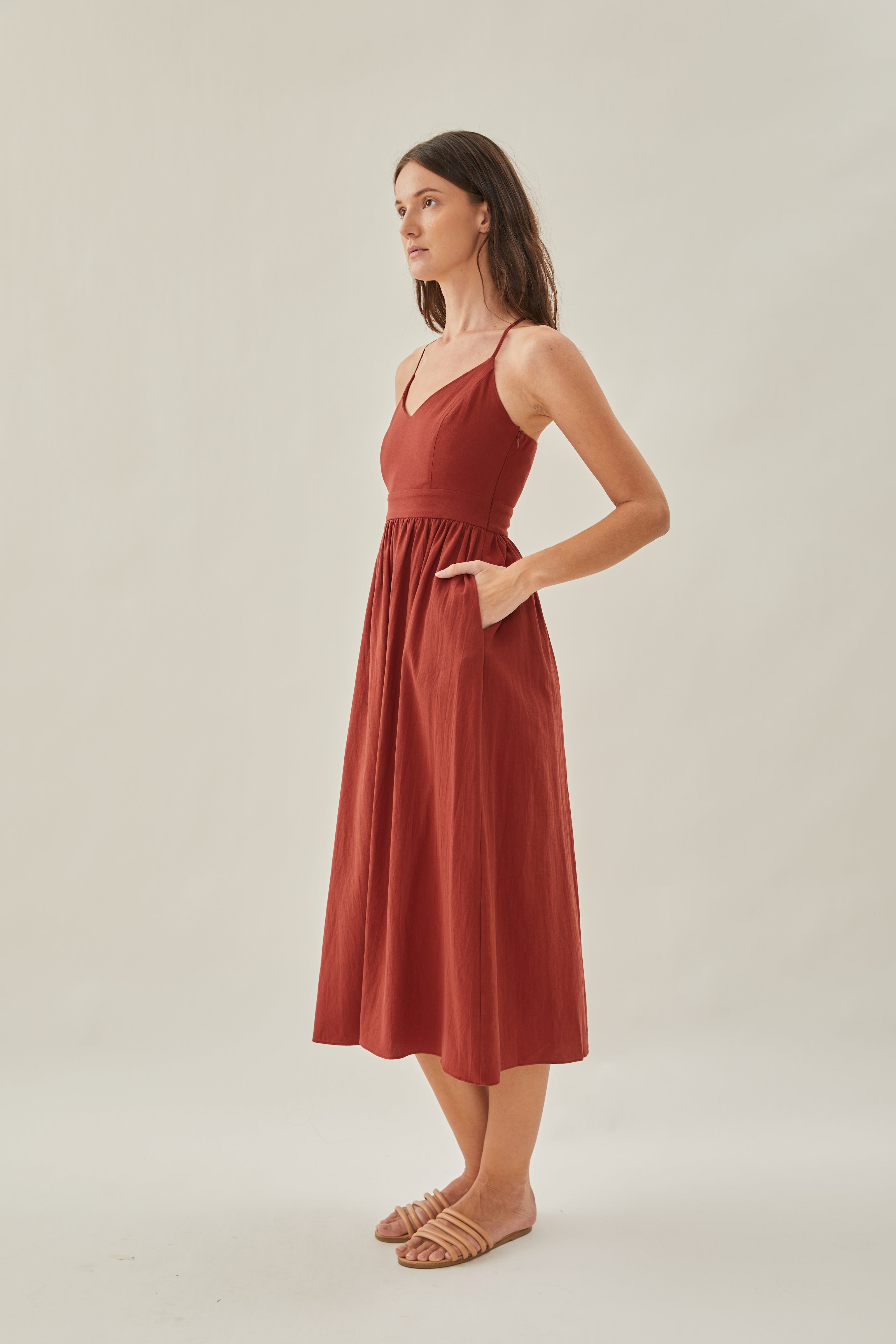 Crossback Cotton Midi Dress in Sienna