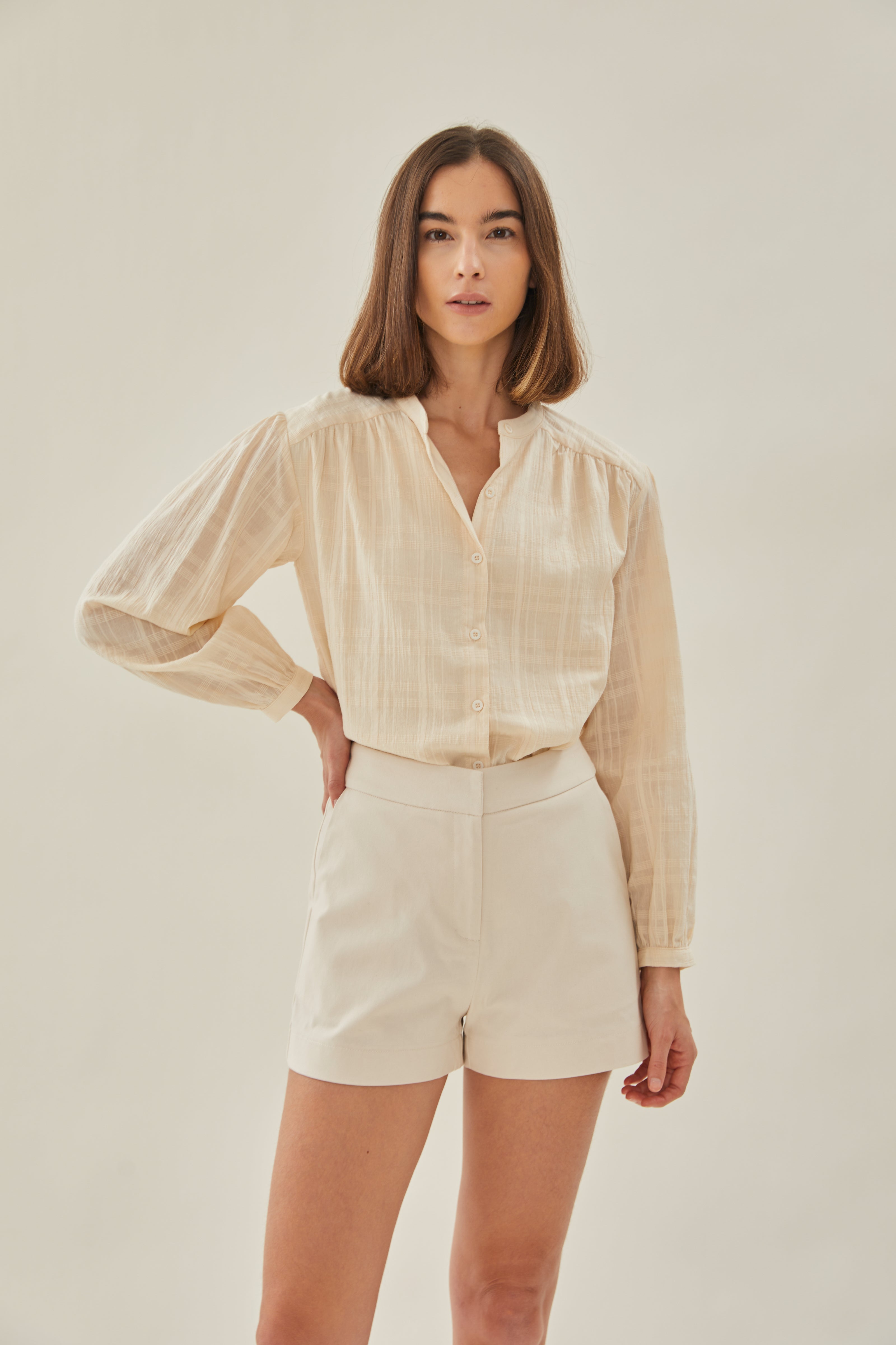 Billowy Cotton Blouse in Oatmeal