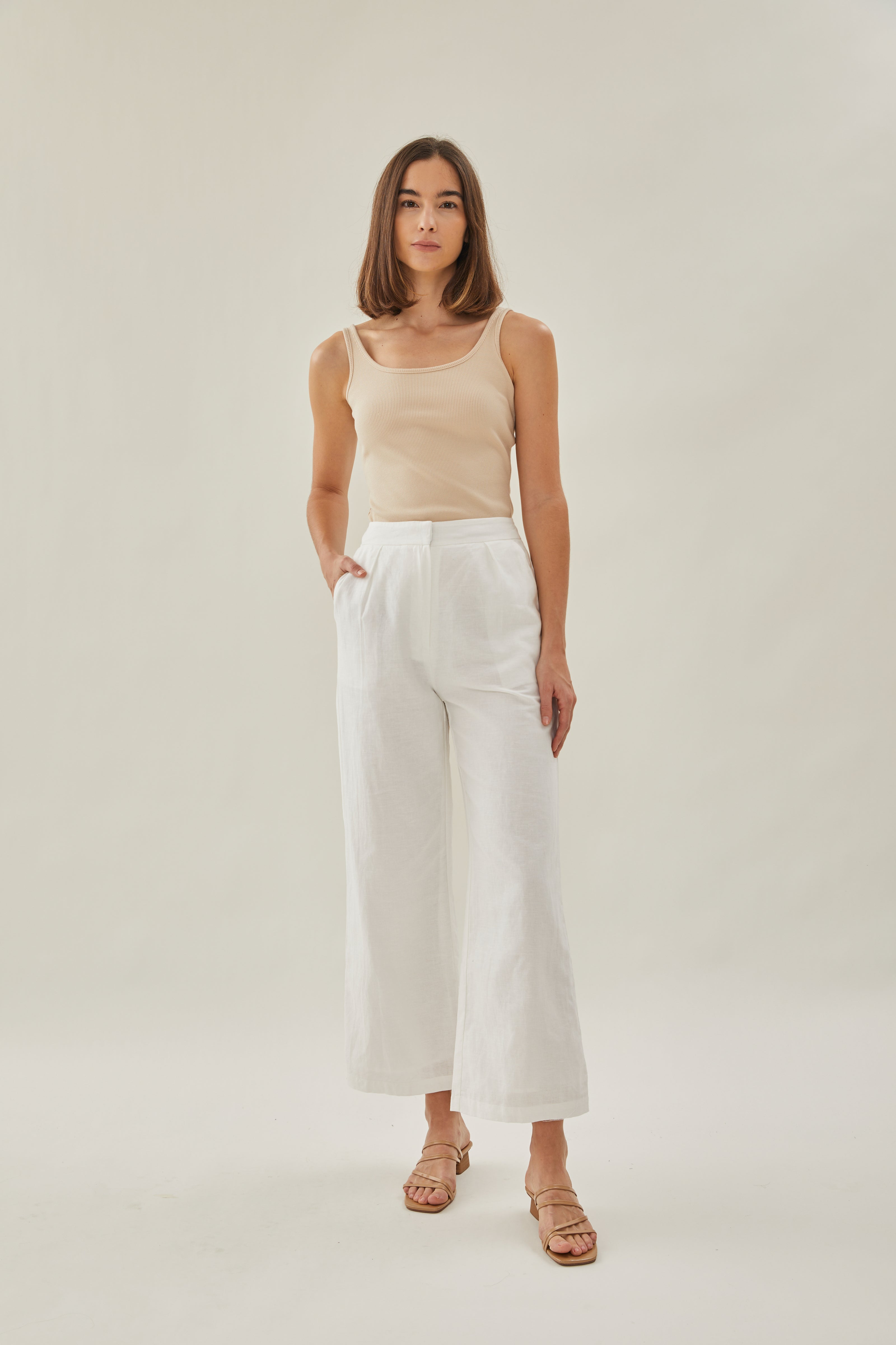 Wide Legged Trousers in White