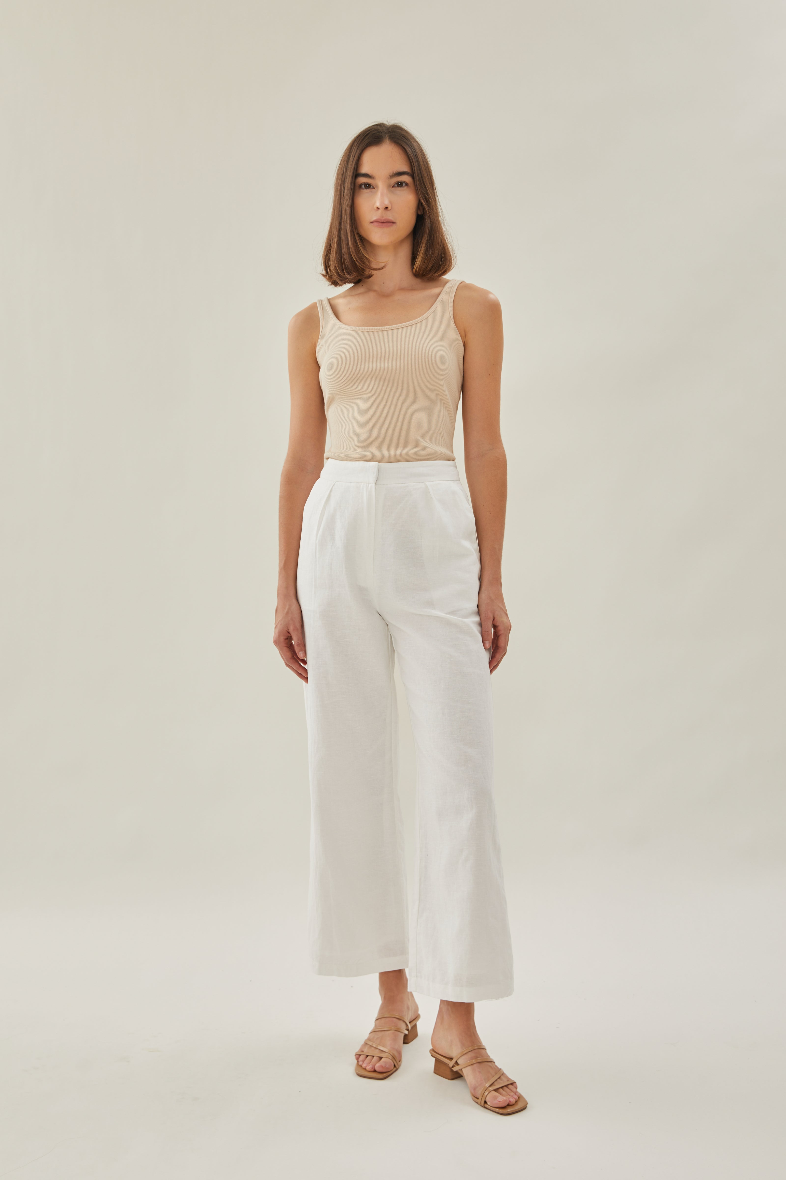 Wide Legged Trousers in White