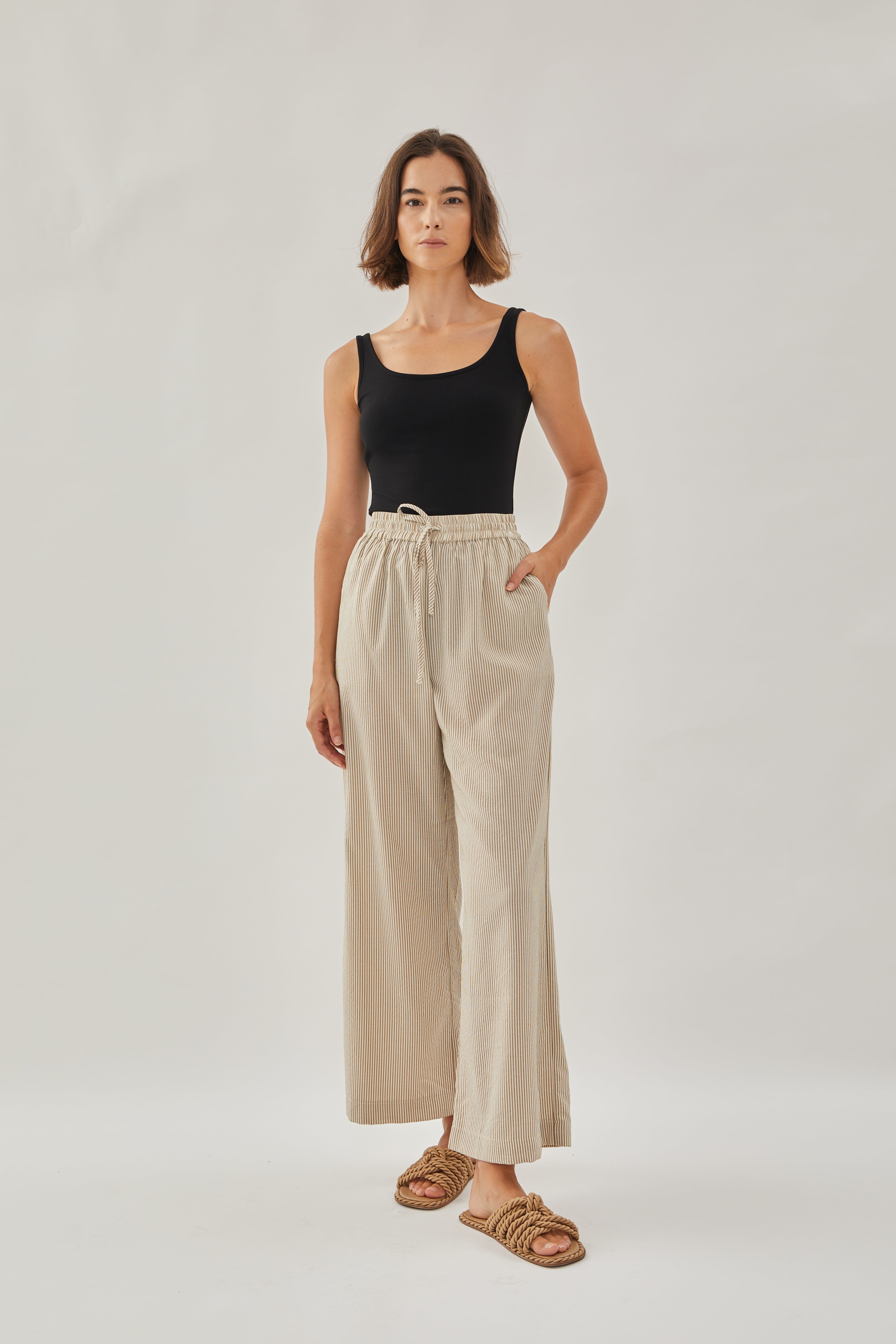 Straight Pants in Stripe Brown