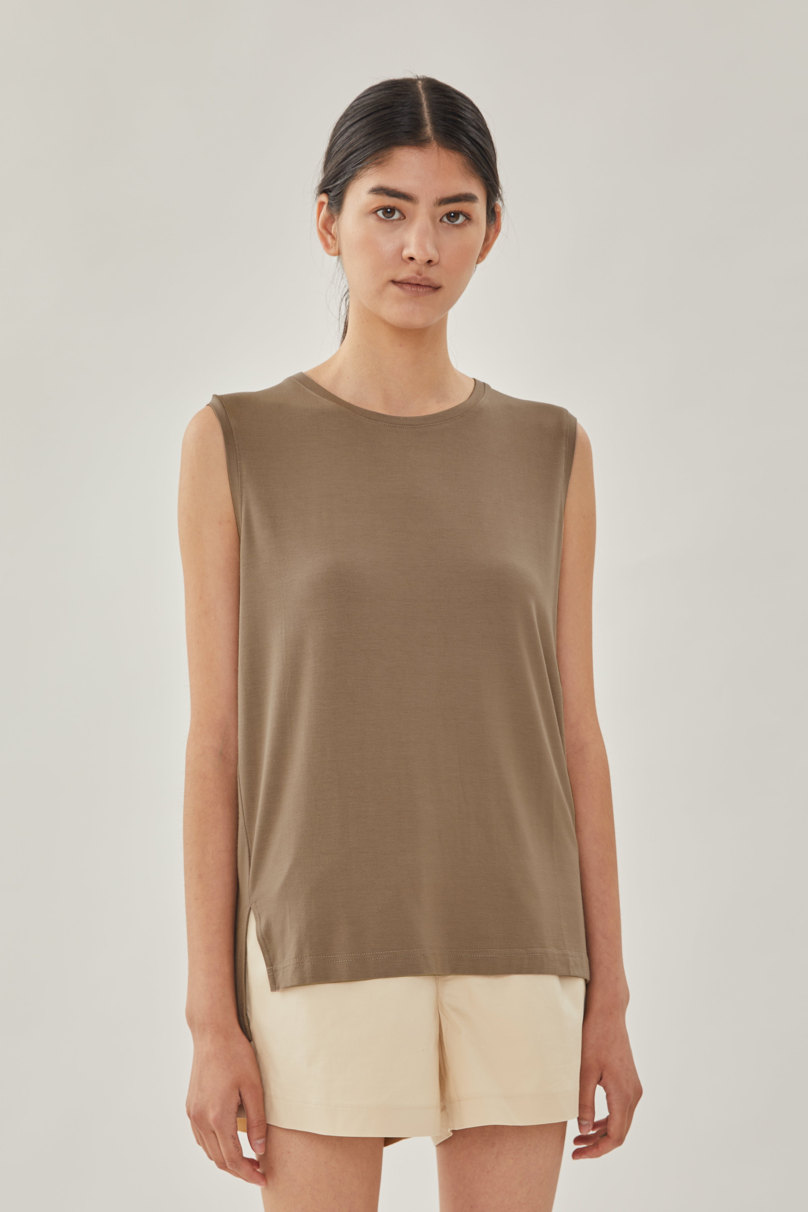 STUDIOS Sleeveless Tee in Stone