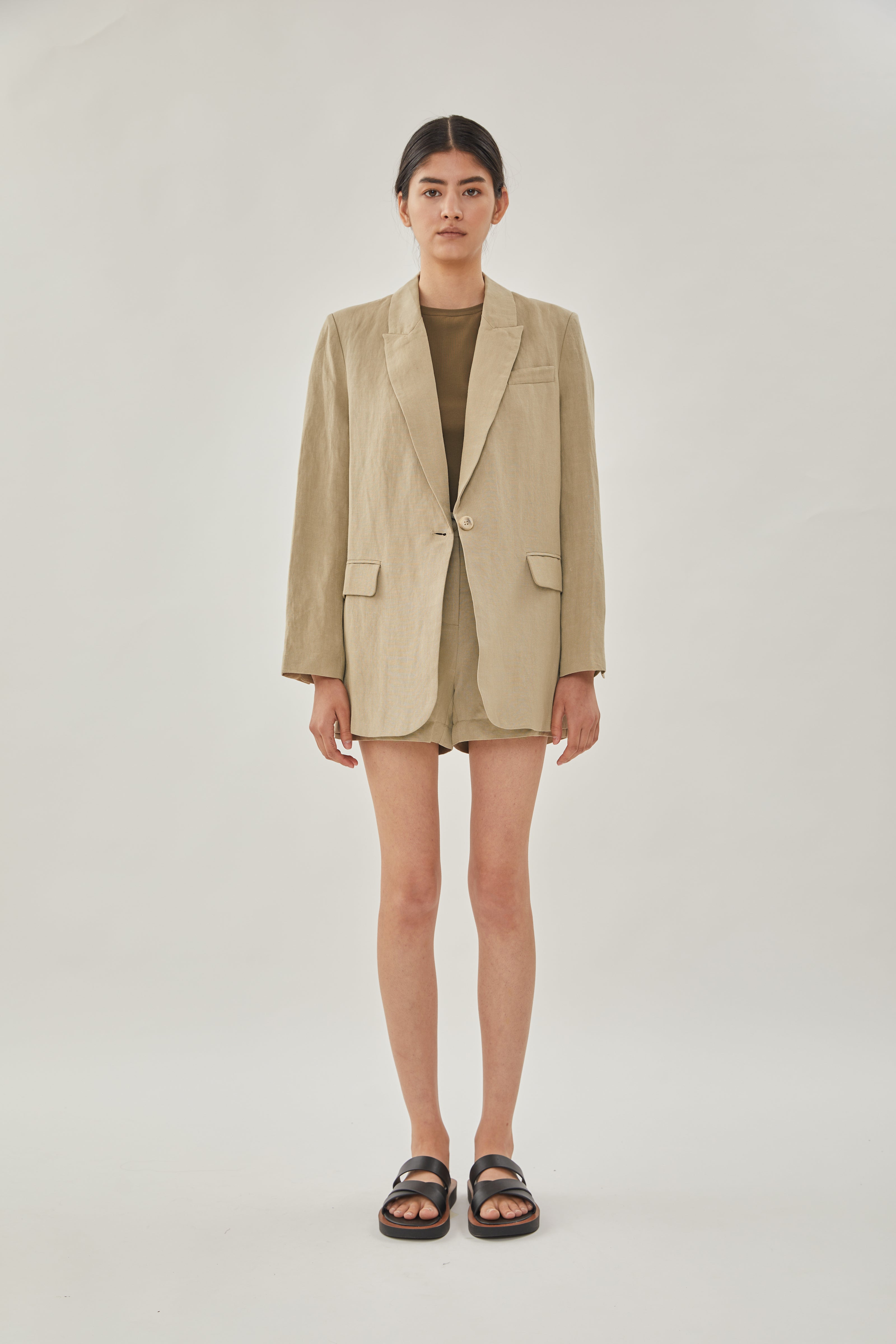 Oversized Linen Blazer in Khaki