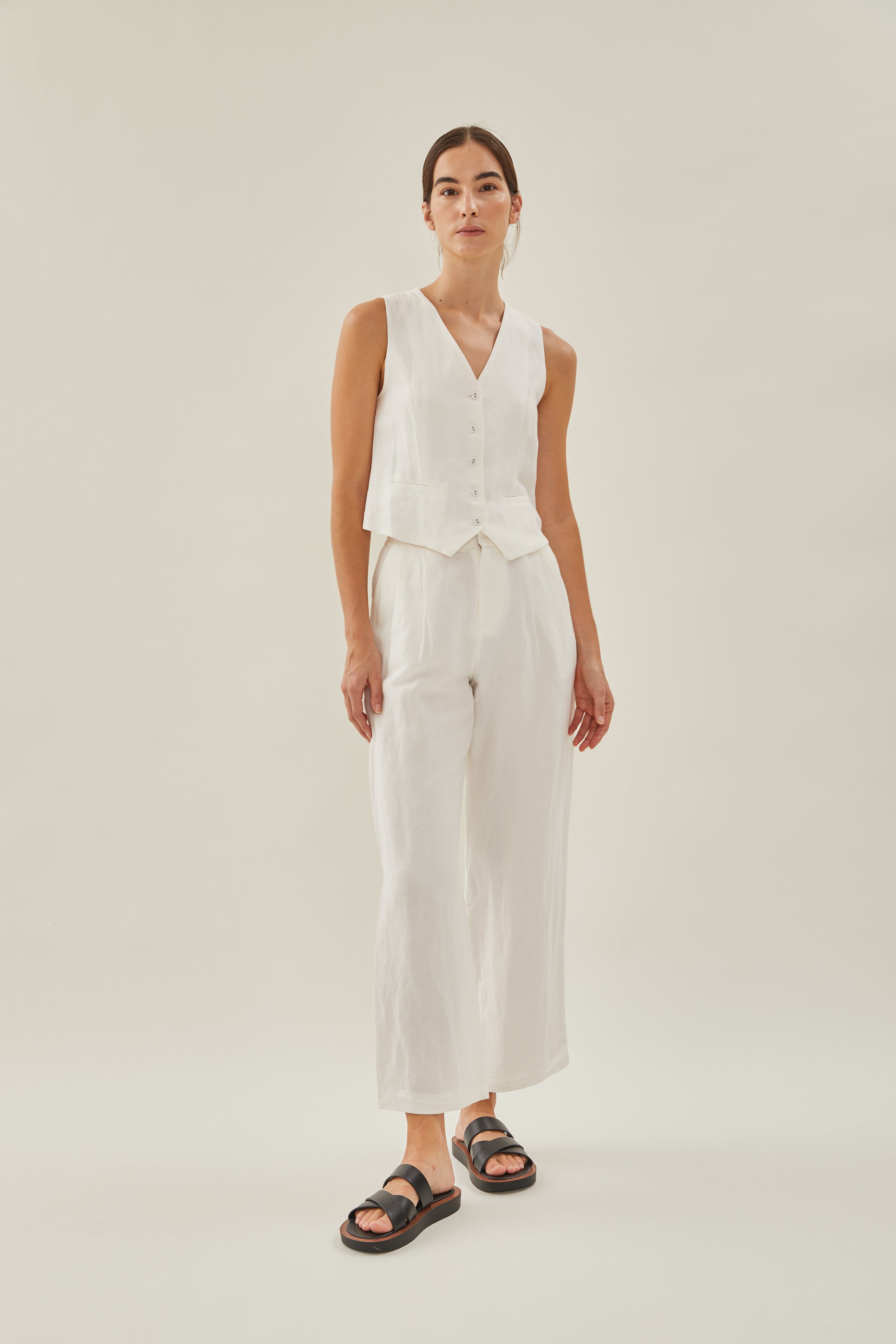 Linen Waistcoat in White