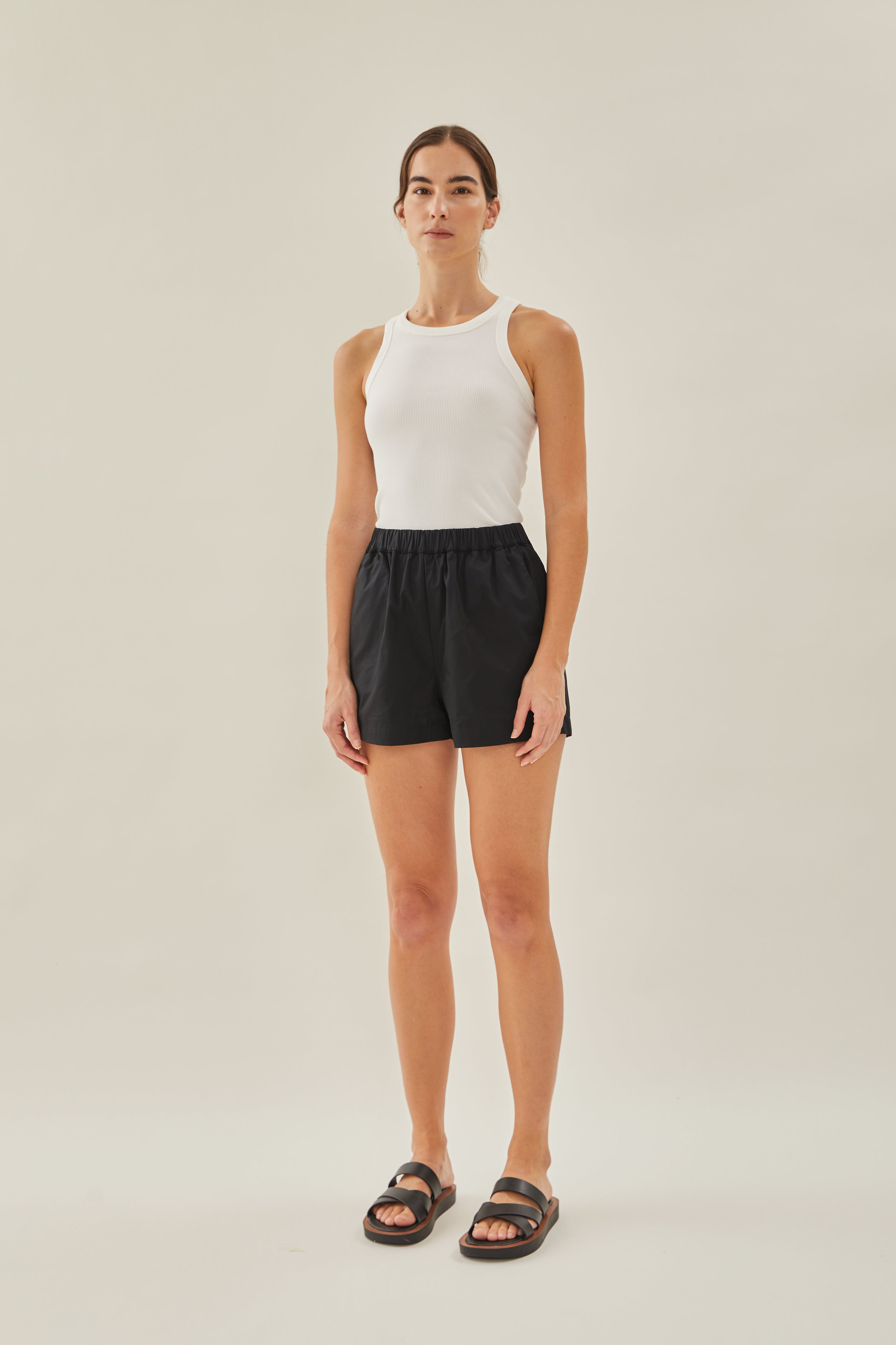 STUDIOS Relaxed Shorts in Black