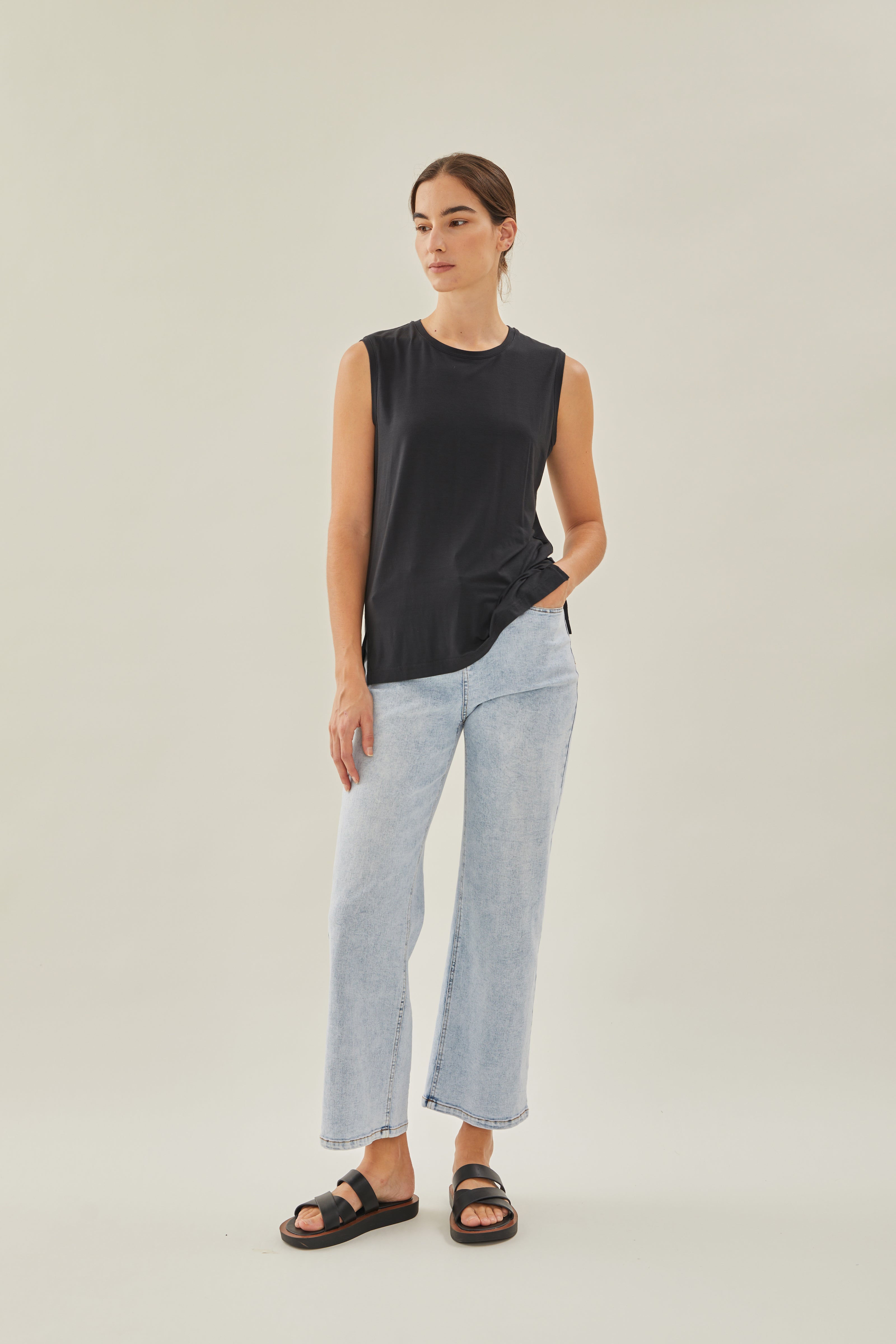 STUDIOS Sleeveless Tee in Charcoal Blue