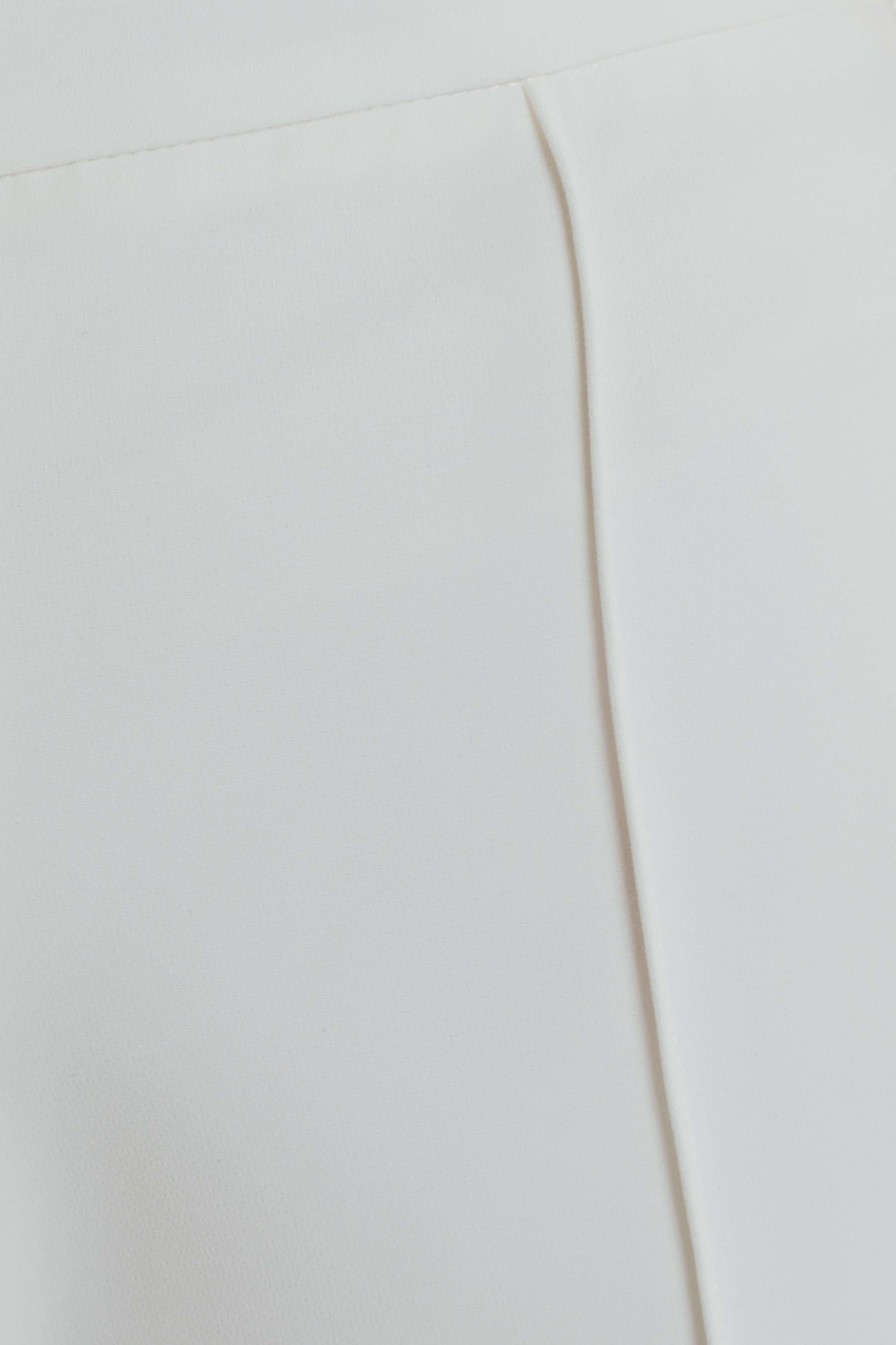 High Waisted Foldlines Shorts in White