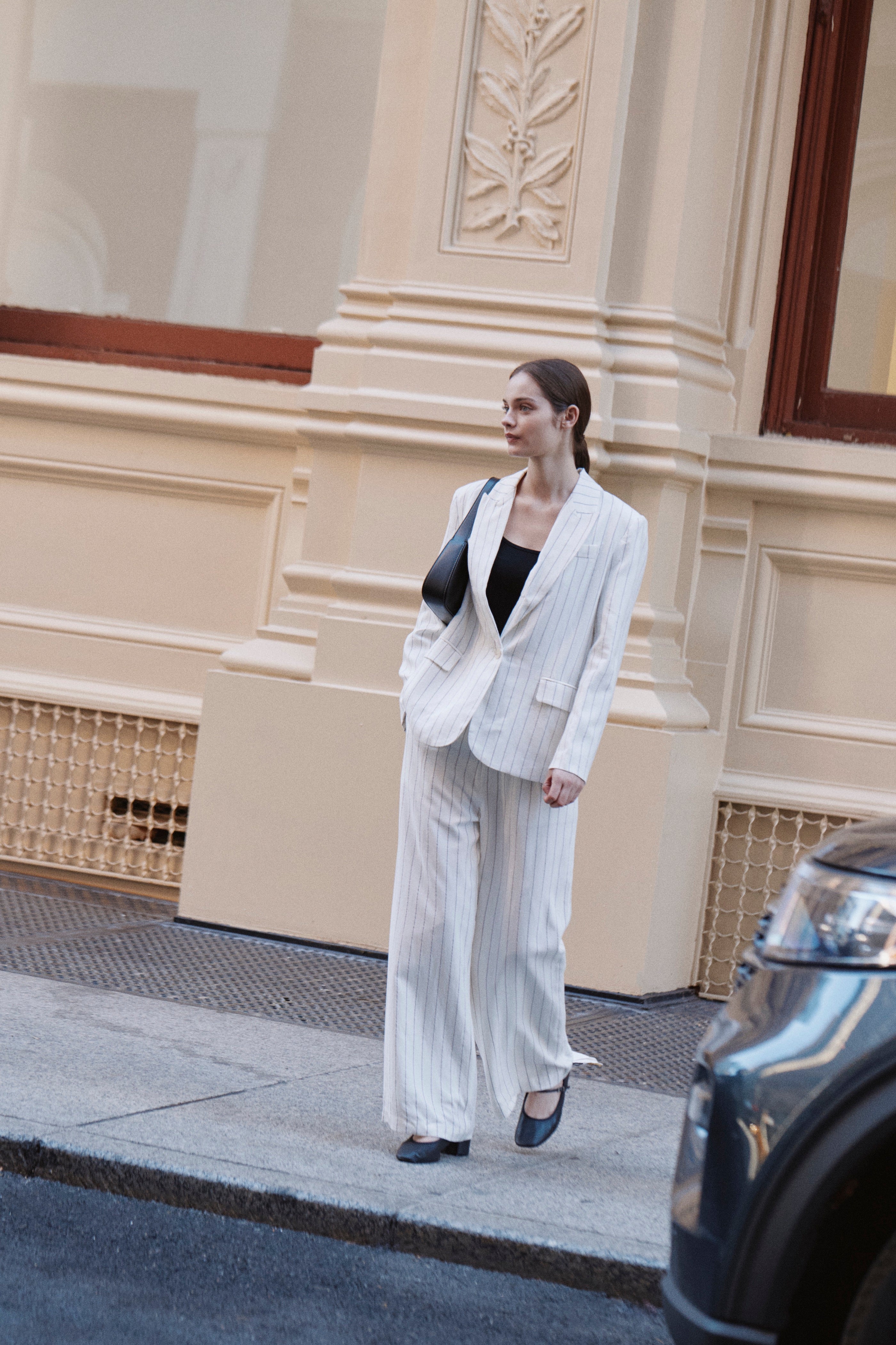 Pleated Linen Blend Trousers in White Stripes