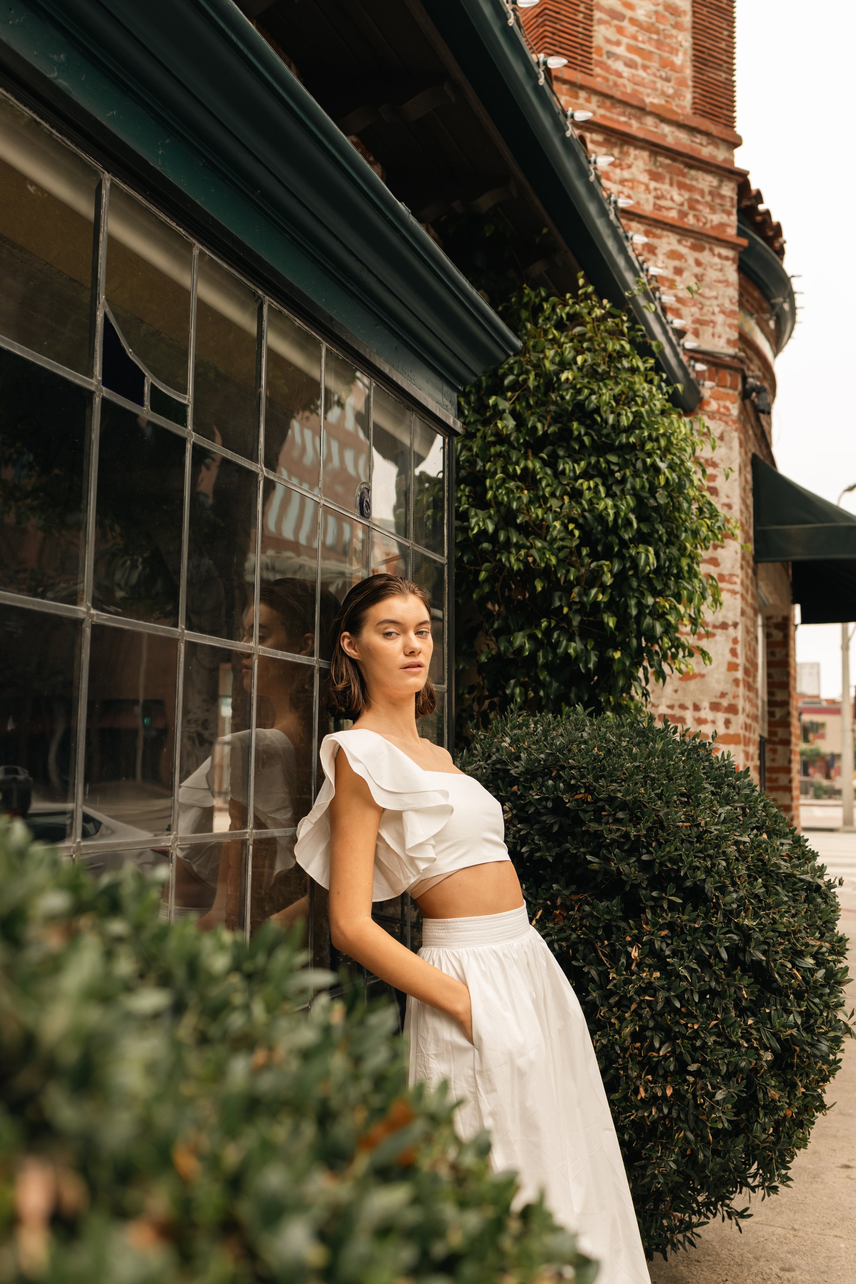 Toga Bustier Top With Ruffled Sleeve in White