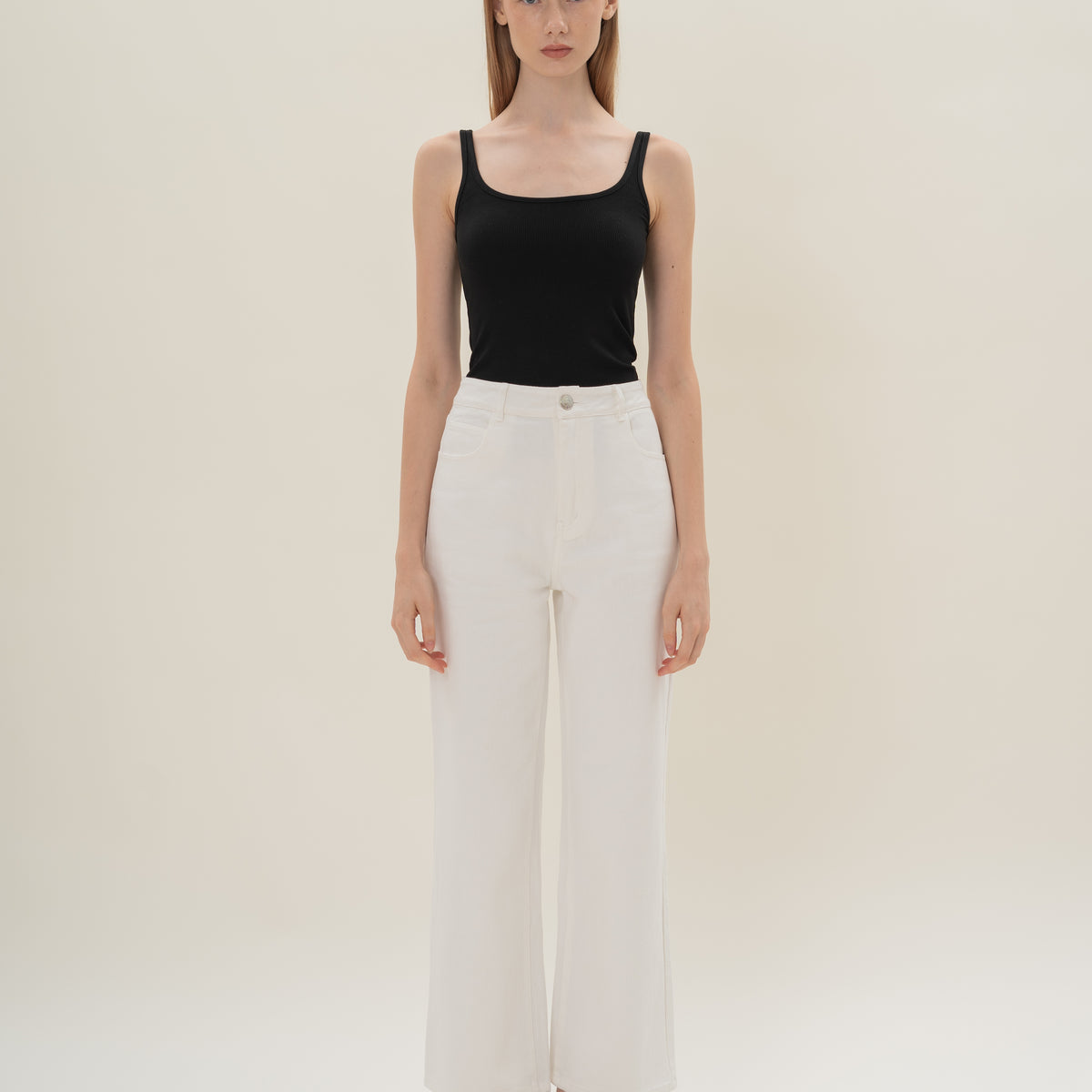 Studios Classic Straight Cut Jeans in White THE CLE CORE STRAIGHT 