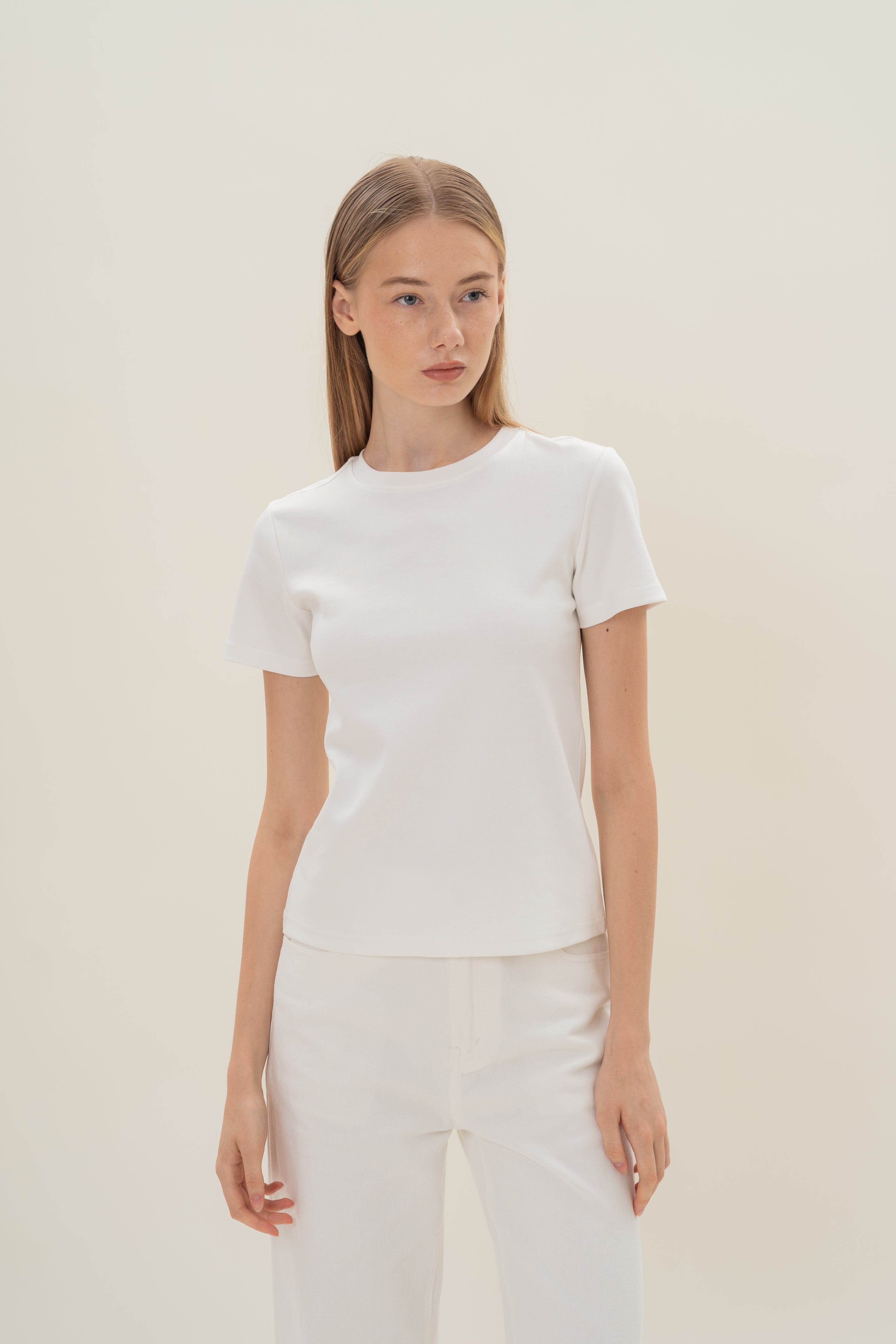 Slim Fit Tee in White (N°.04)