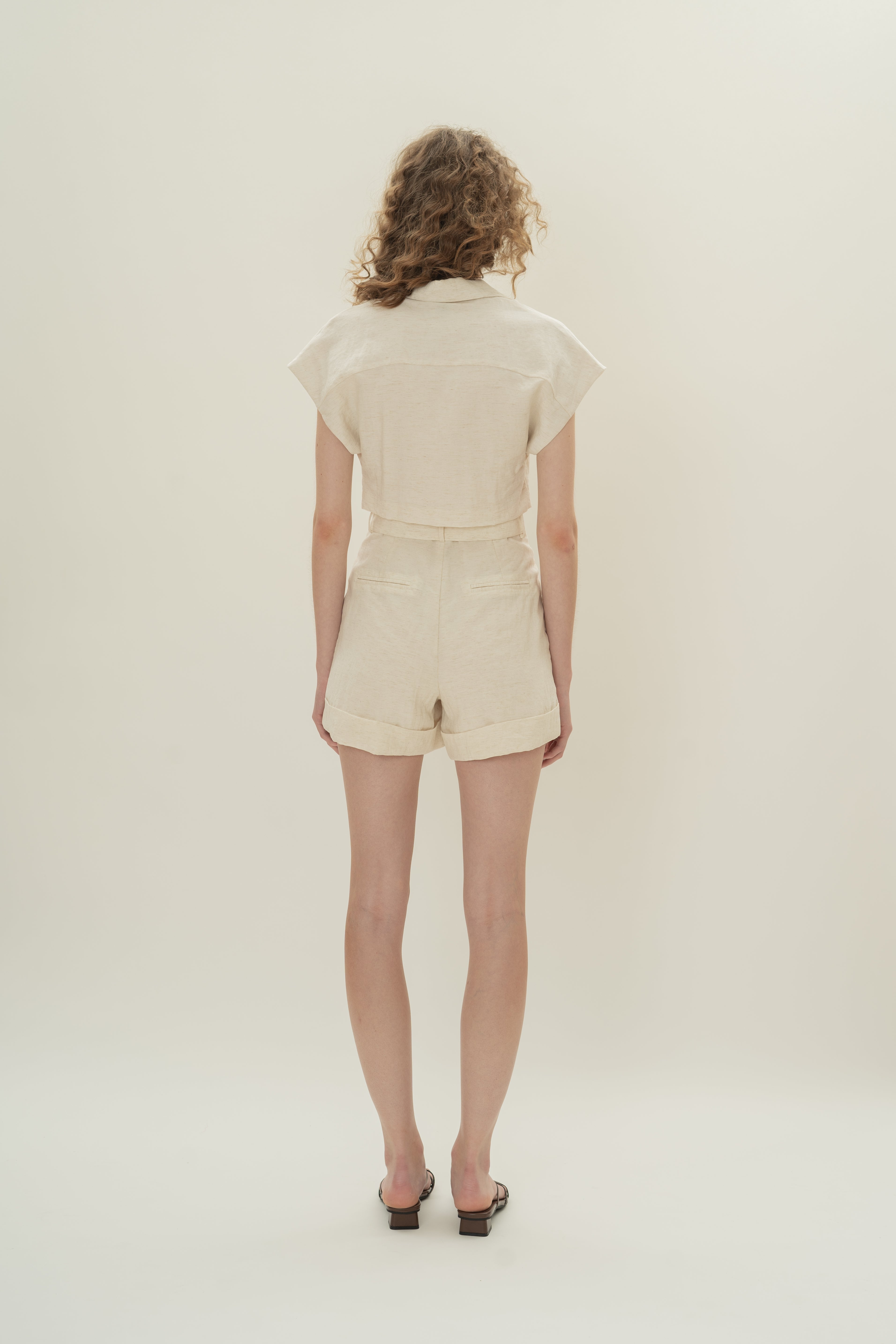 Cropped Shirt With Lapel Collar in White