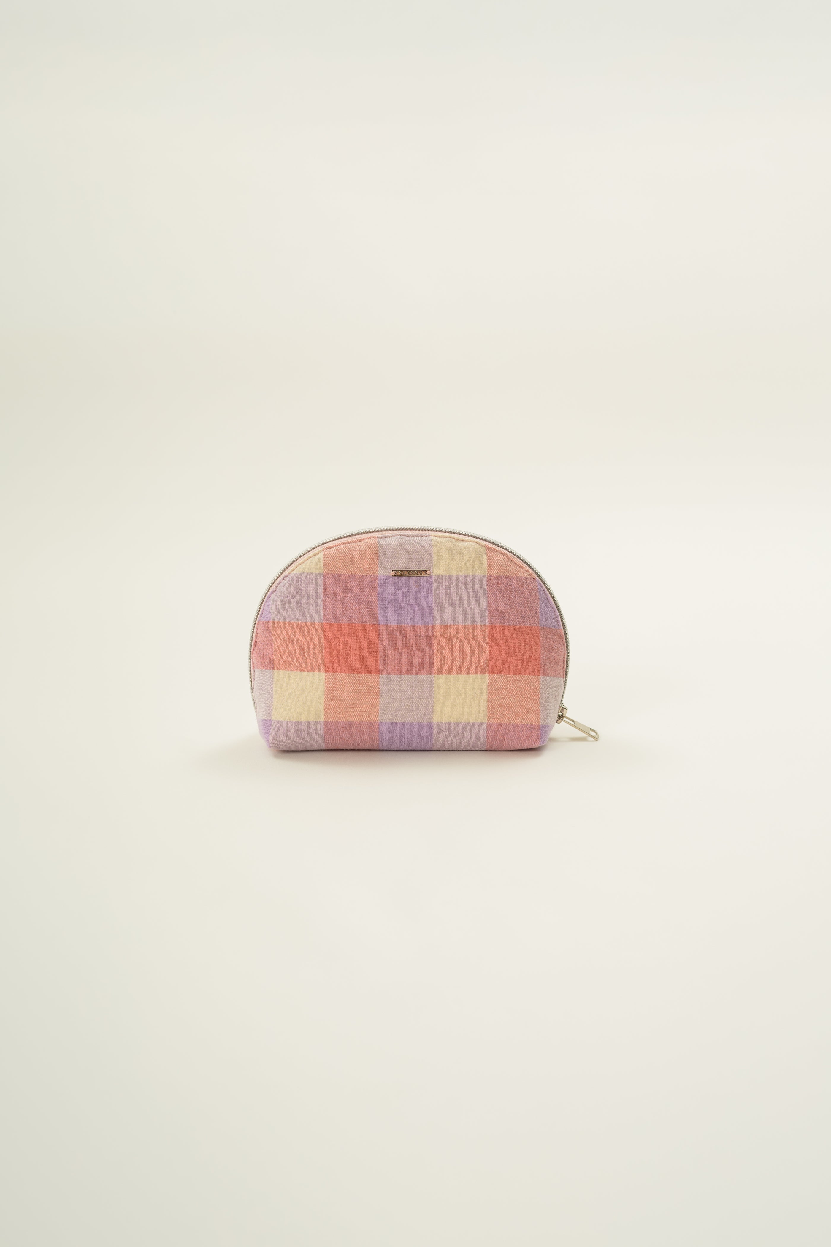 Round Pouch in Joie Gingham