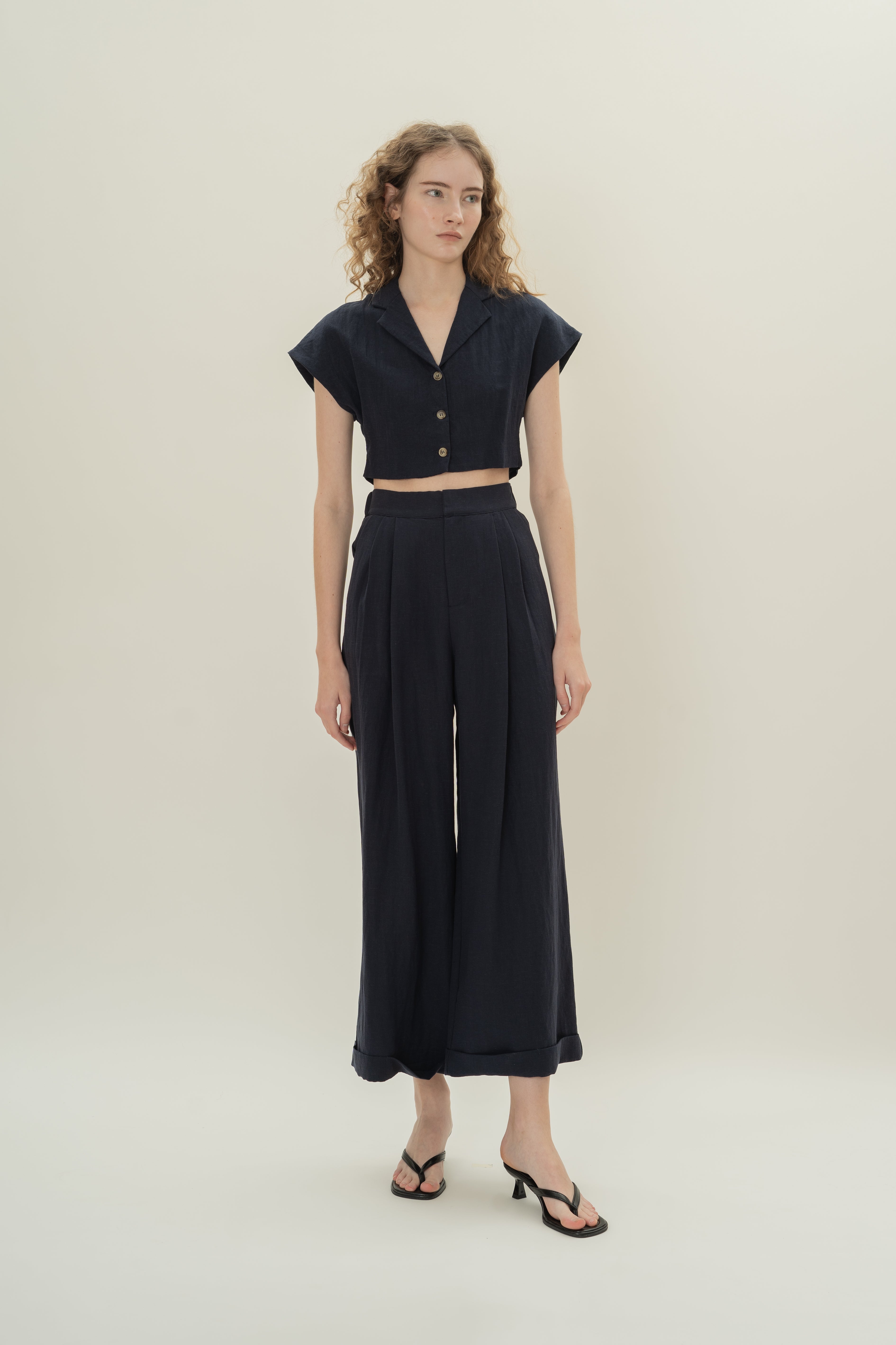 Cropped Shirt With Lapel Collar in Dark Navy