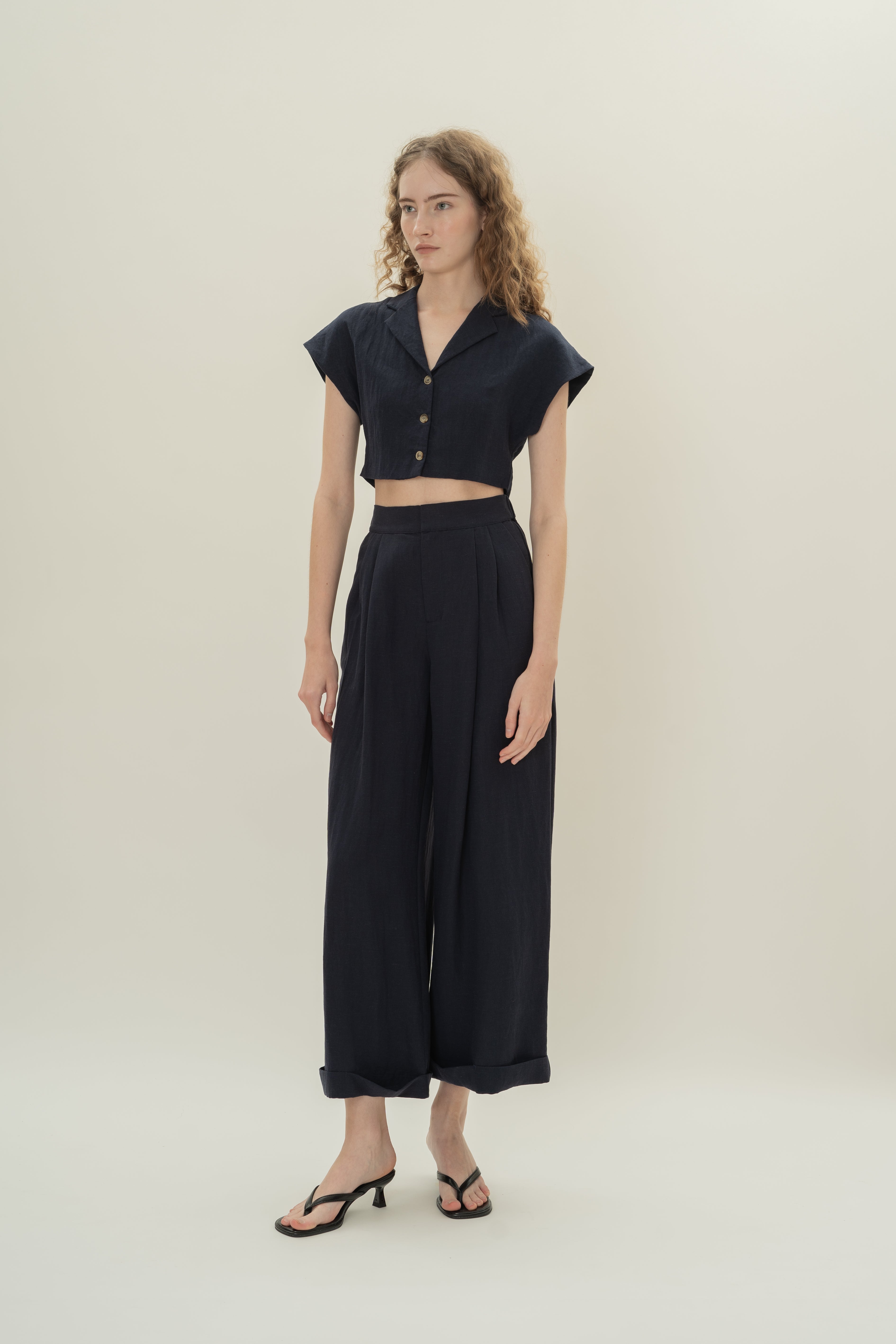 Cropped Shirt With Lapel Collar in Dark Navy