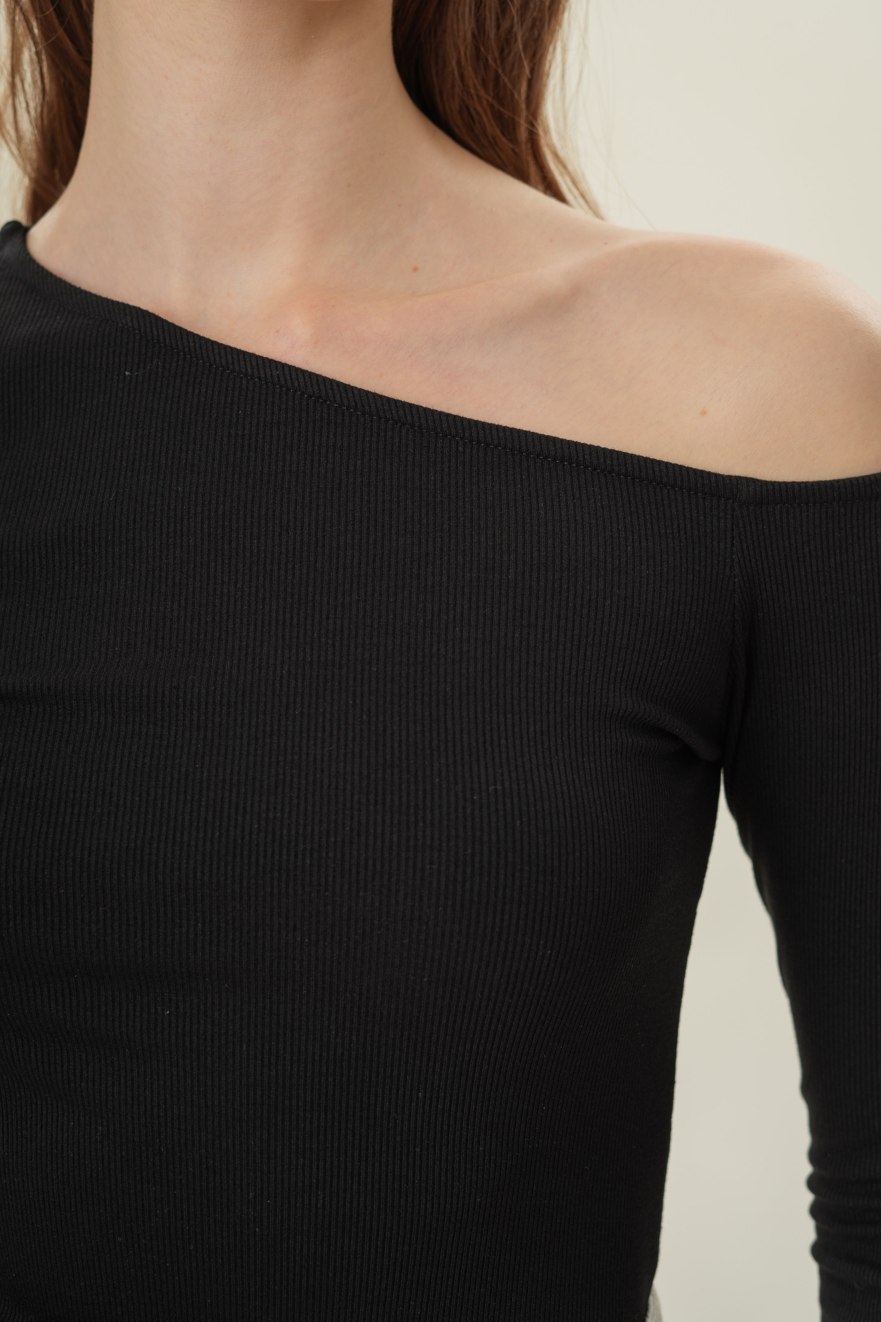 Asymmetrical Rib Top in Black