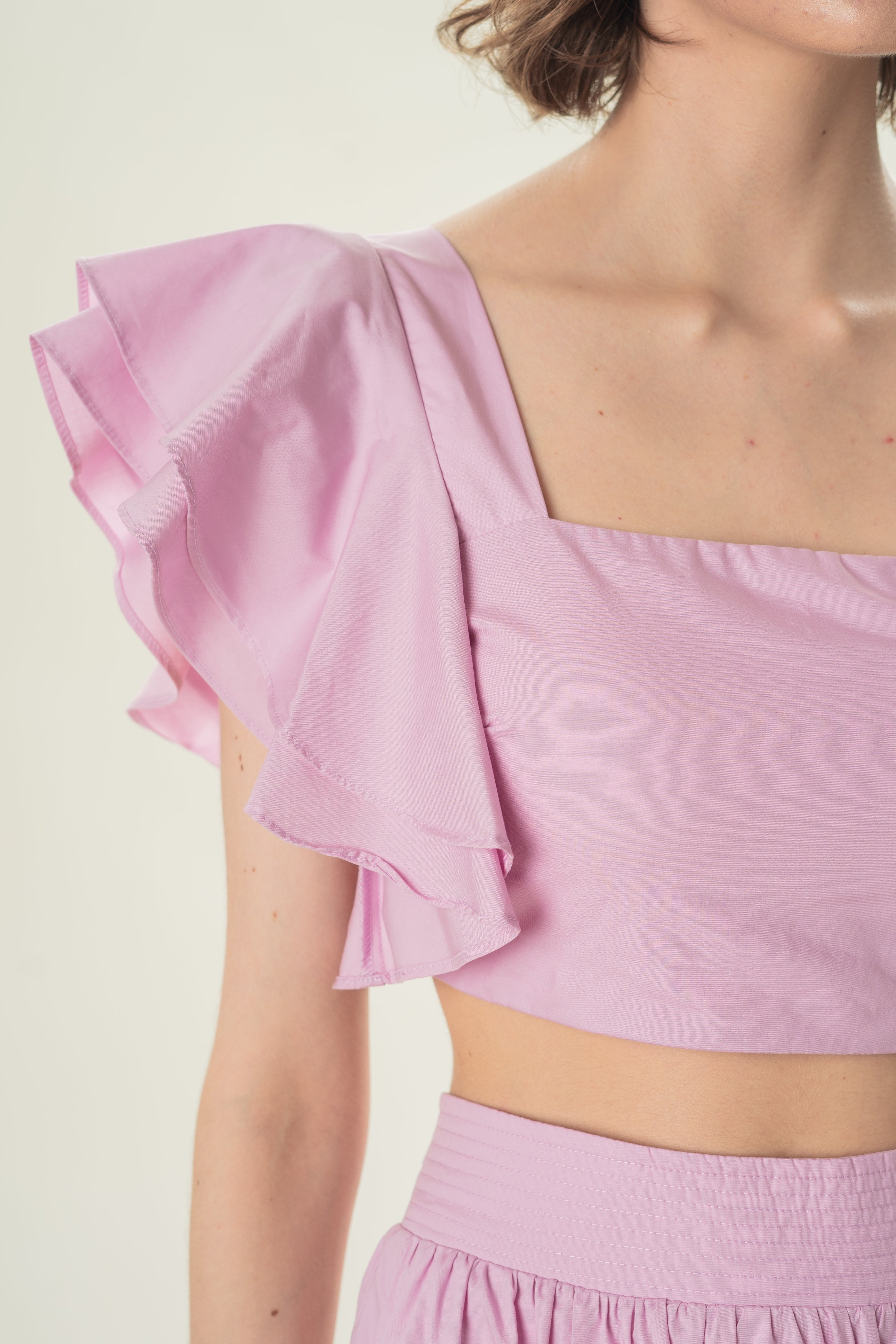 Toga Bustier Top With Ruffled Sleeve in Hibiscus