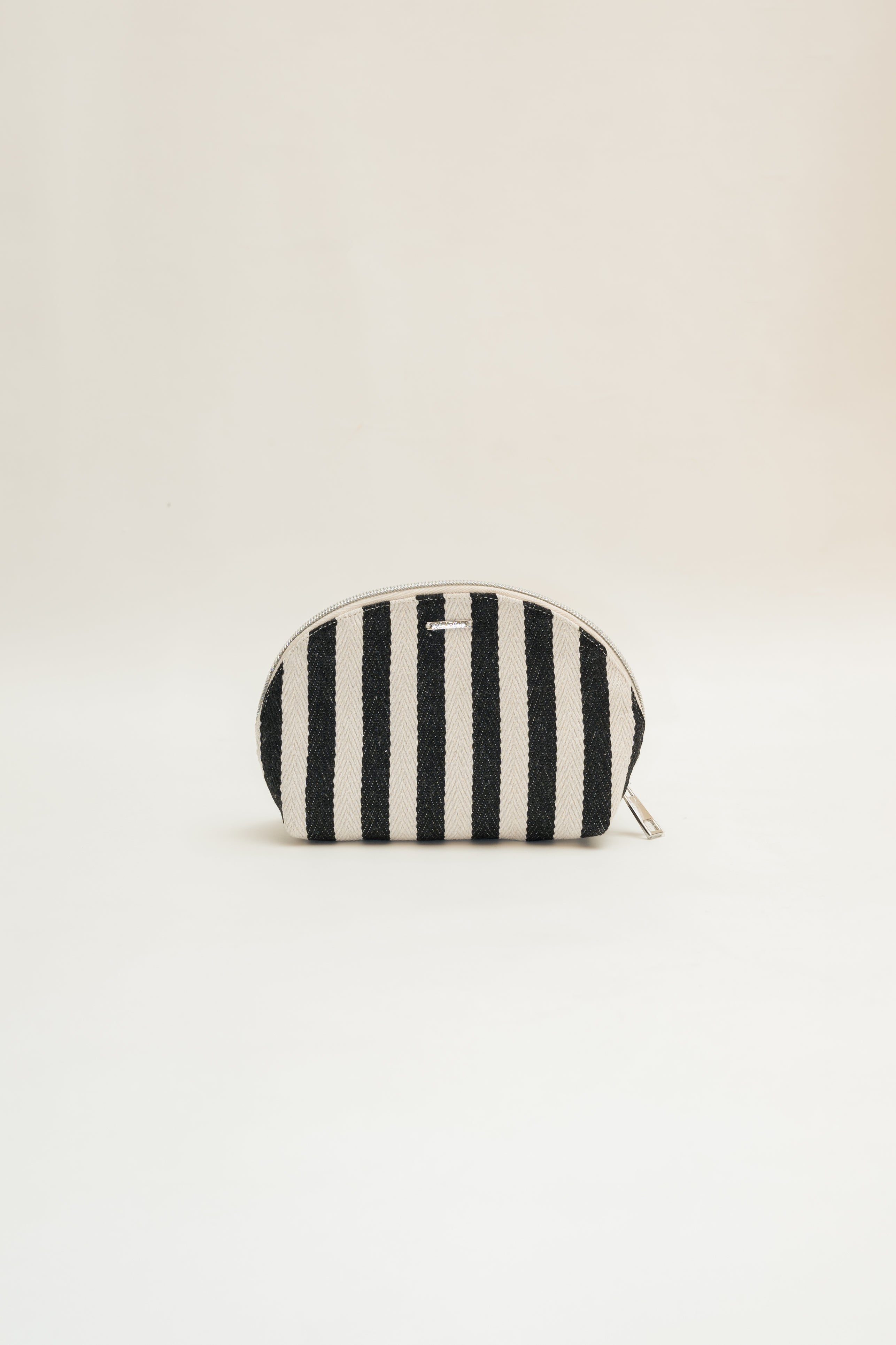 Round Pouch in Stripe