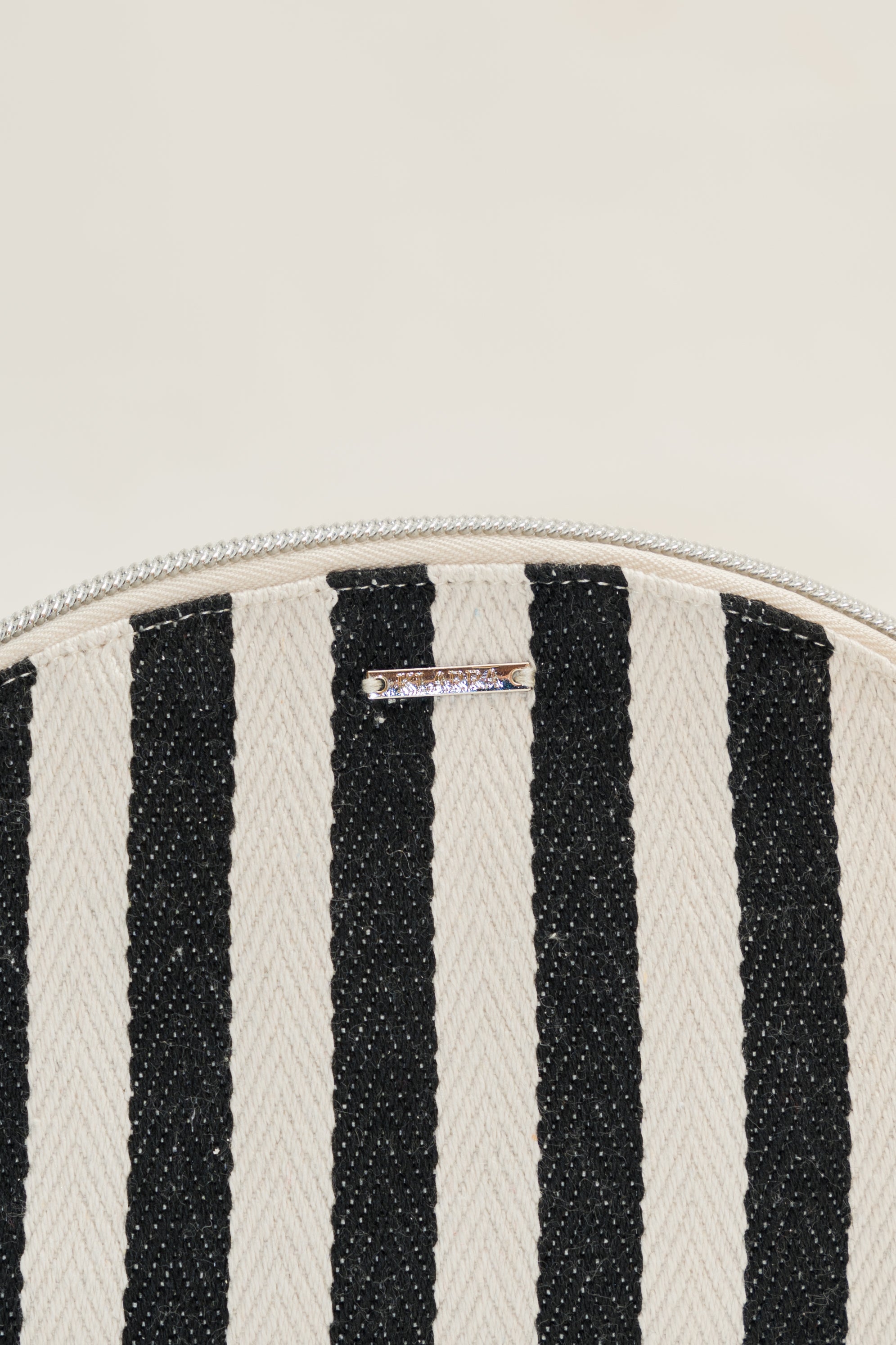 Round Pouch in Stripe