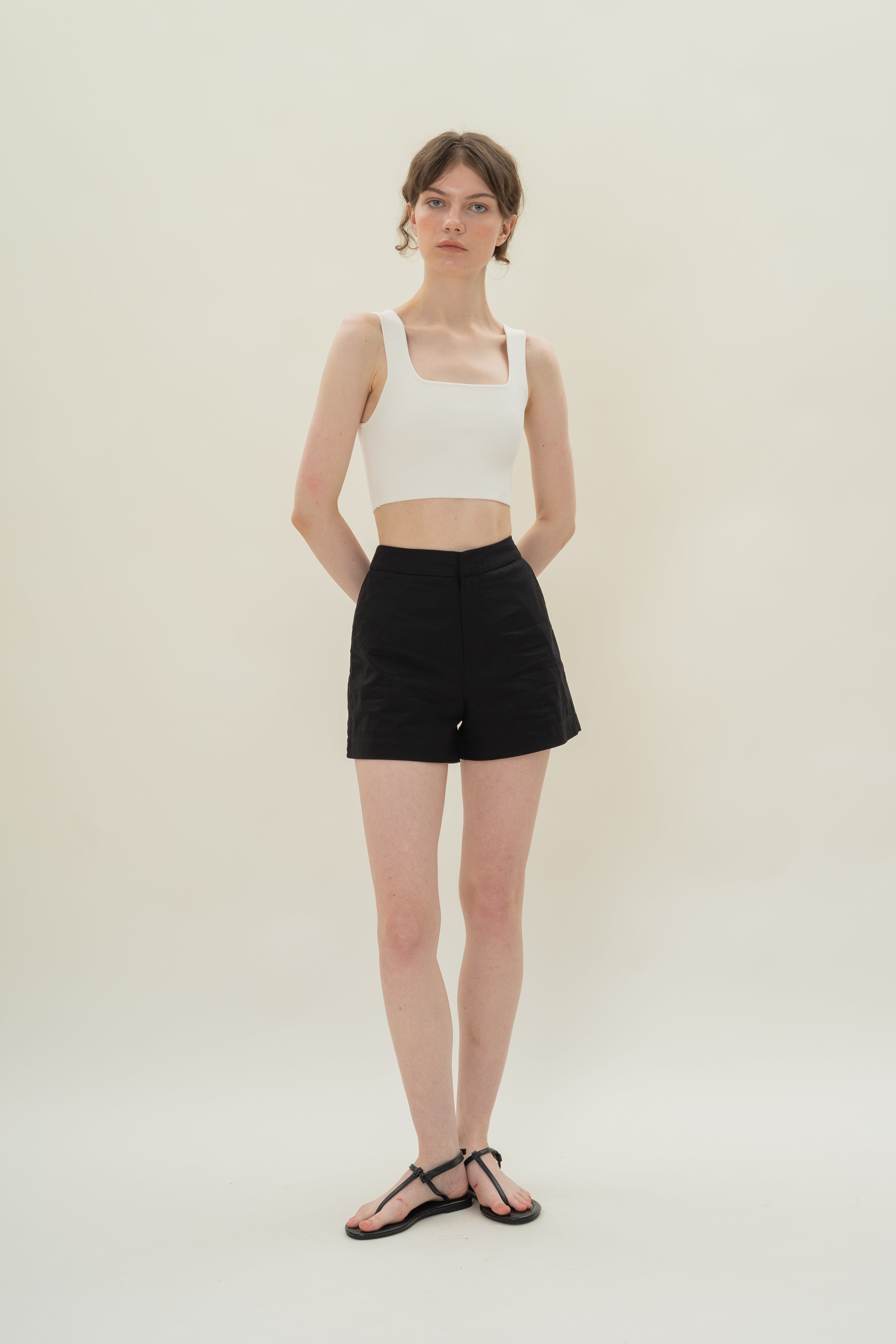 Relaxed Textured Linen Shorts in Black