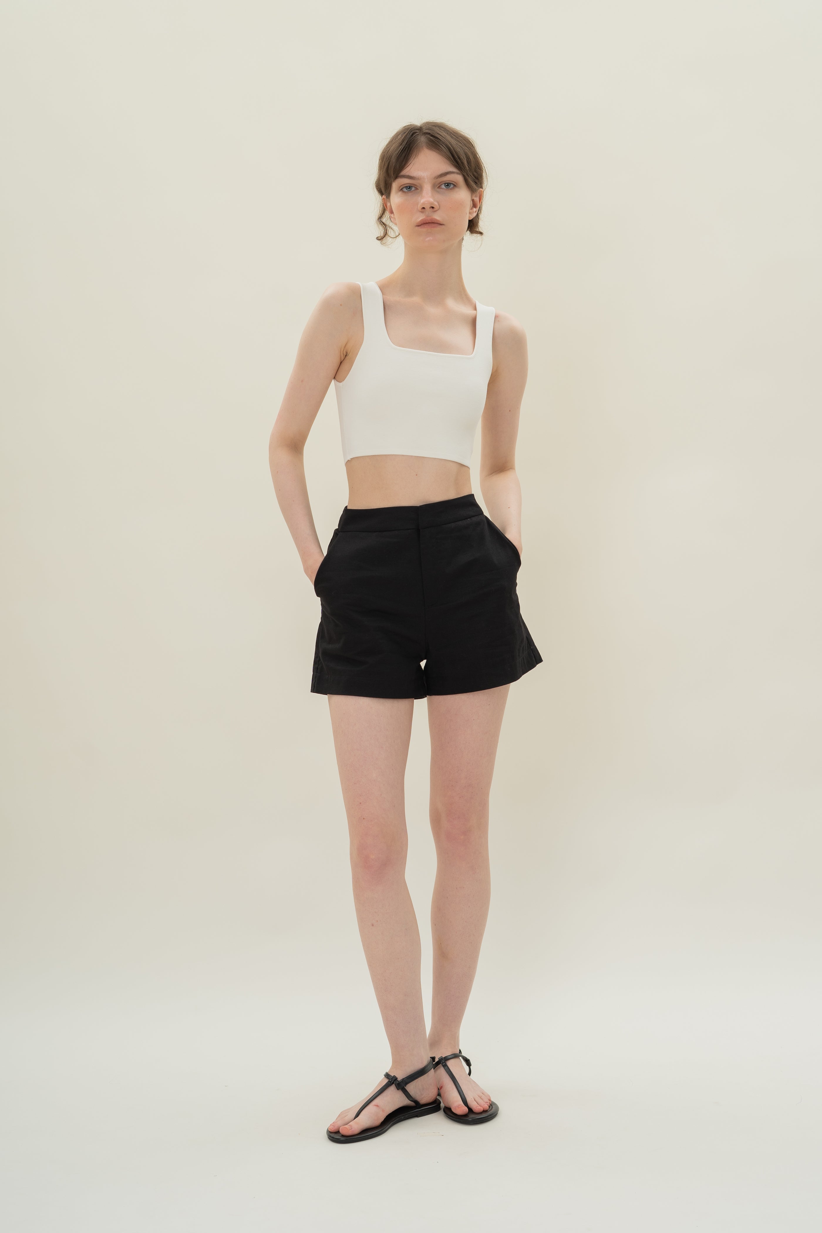 Relaxed Textured Linen Shorts in Black