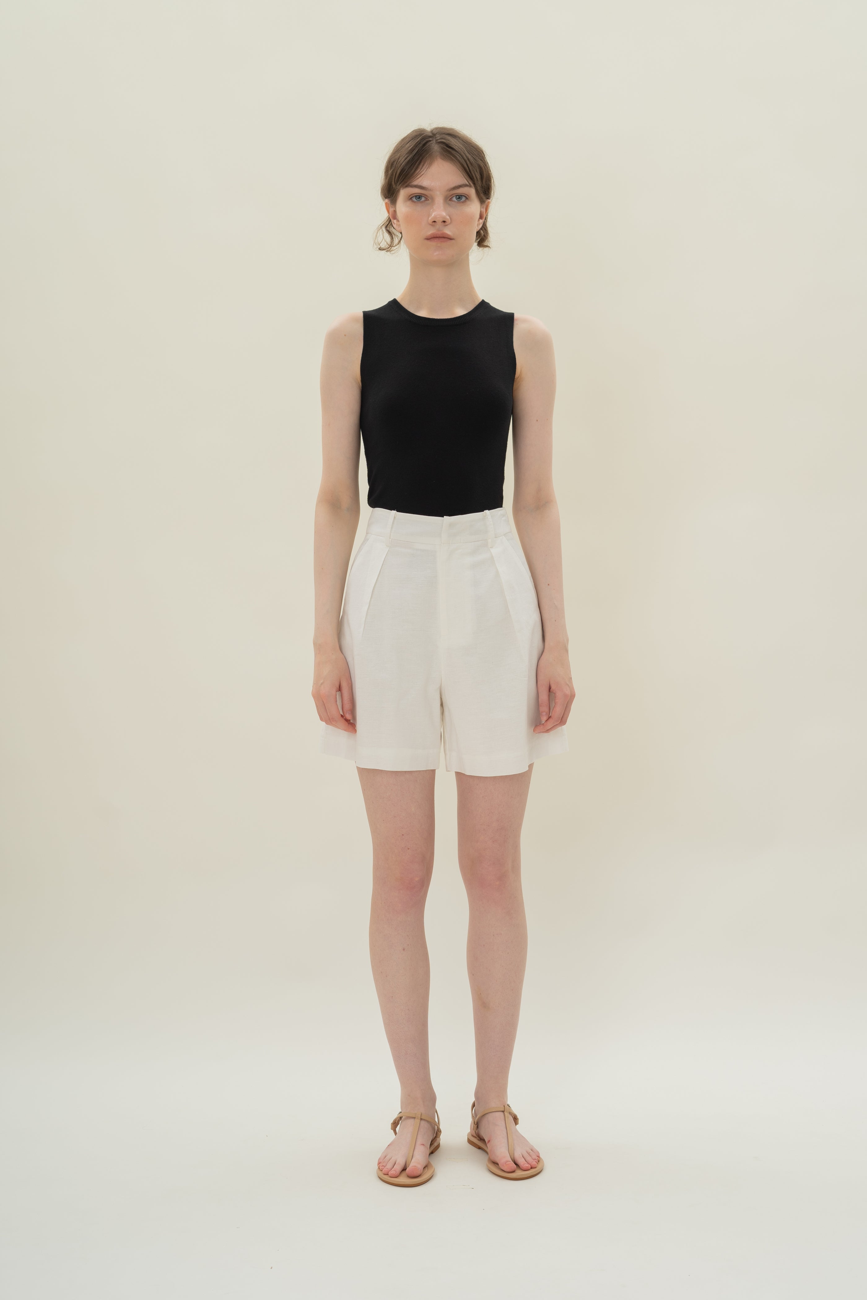 Pleated Linen Long Shorts in White