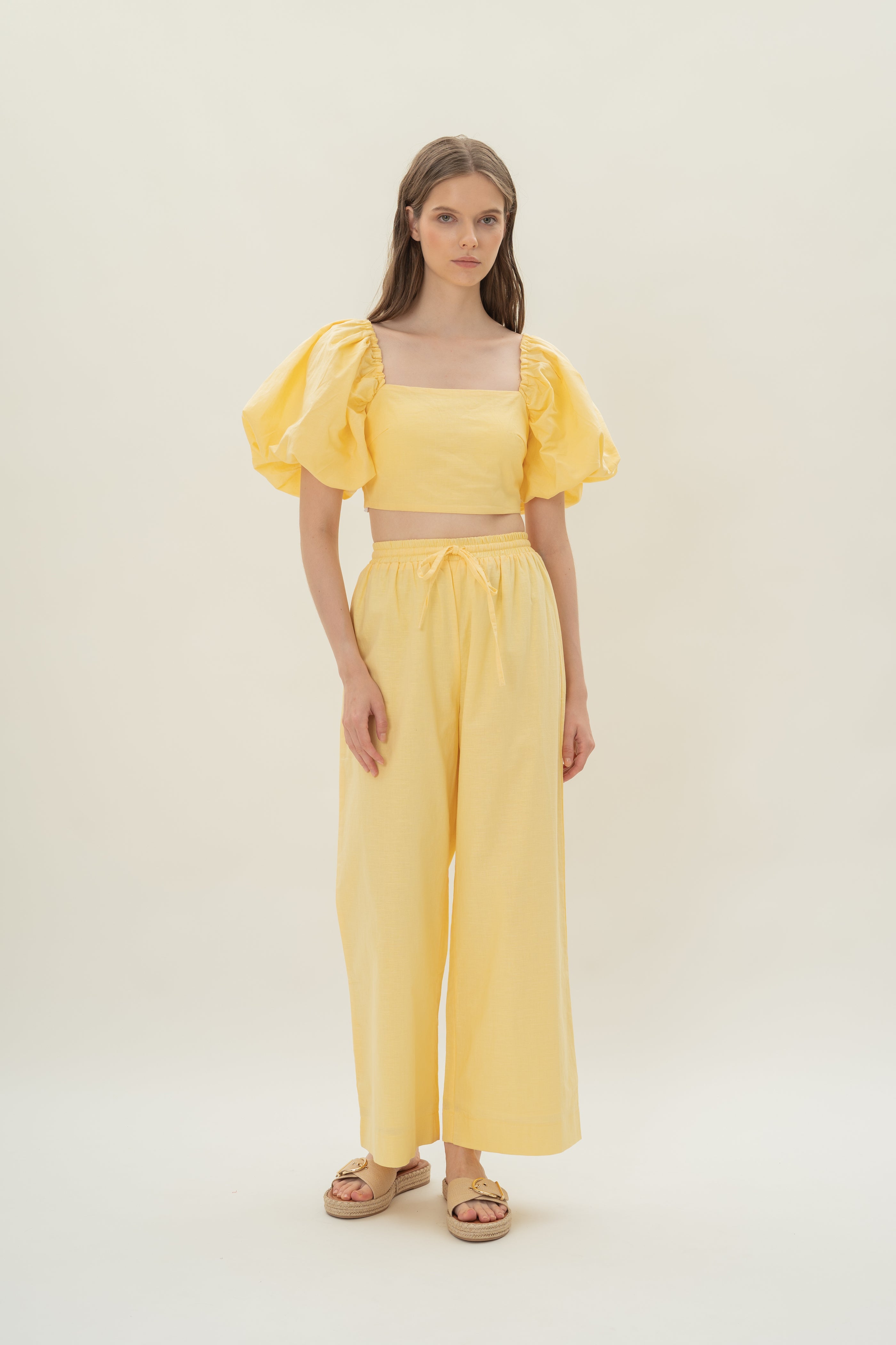 Lined Puffed Sleeve Padded Top in Lemon