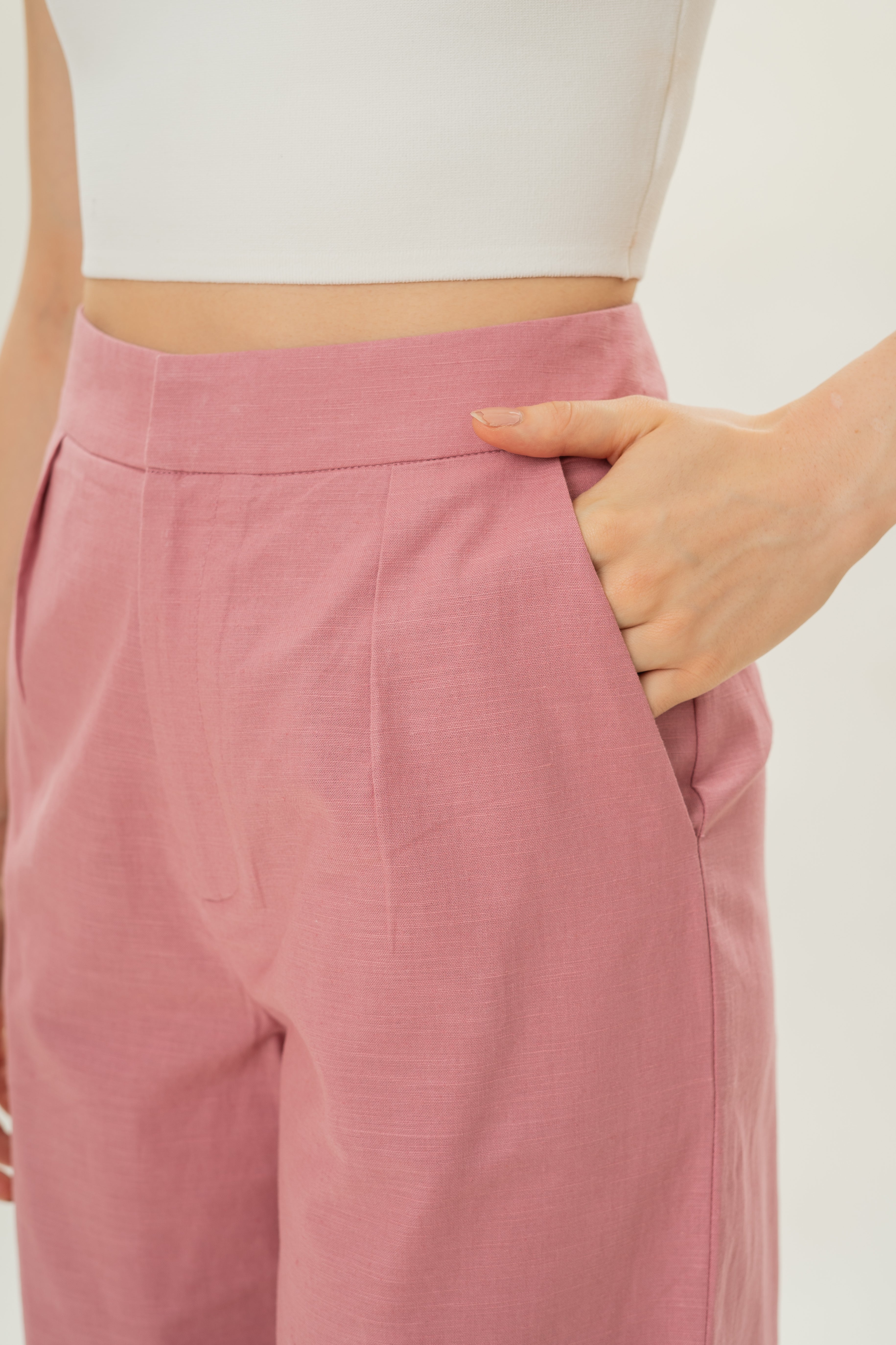 Linen Pleated Straight Trousers in Hibiscus