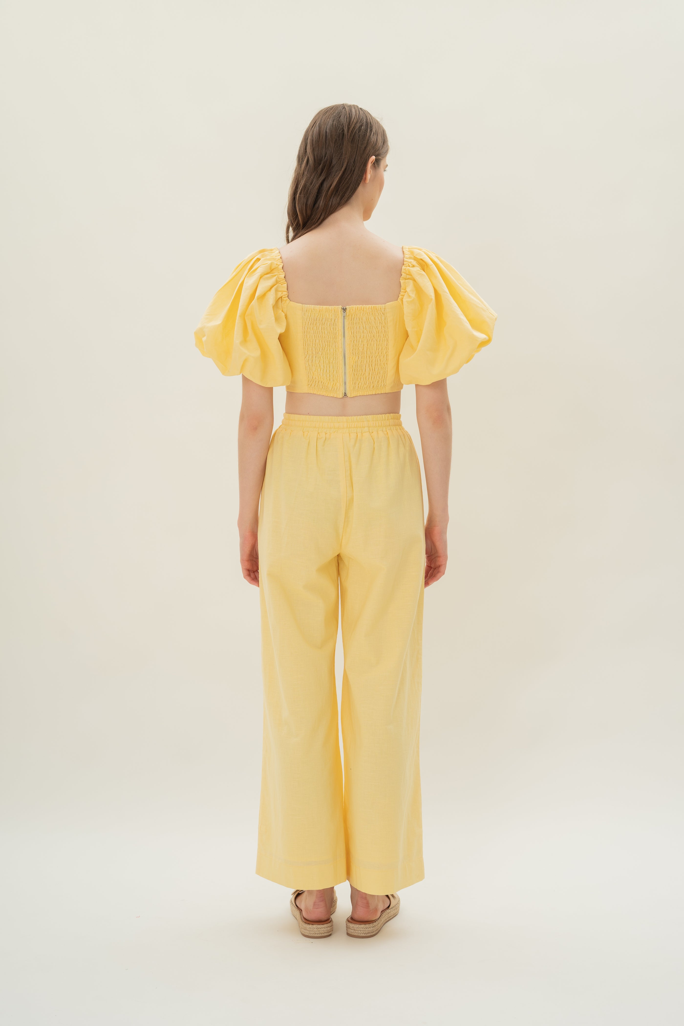 Lined Puffed Sleeve Padded Top in Lemon