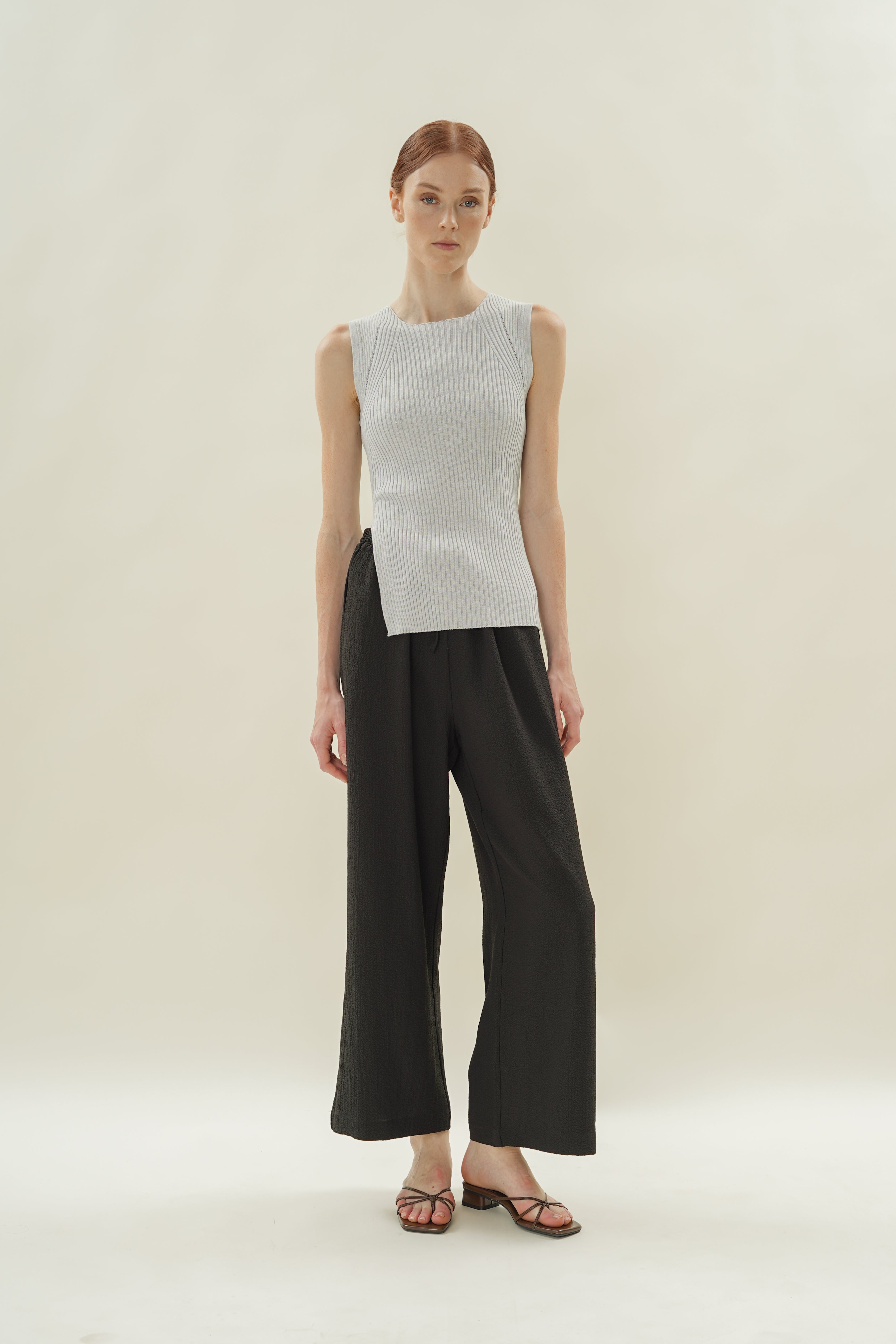 Sleeveless Rib Knit Top With Slit in Heather Grey