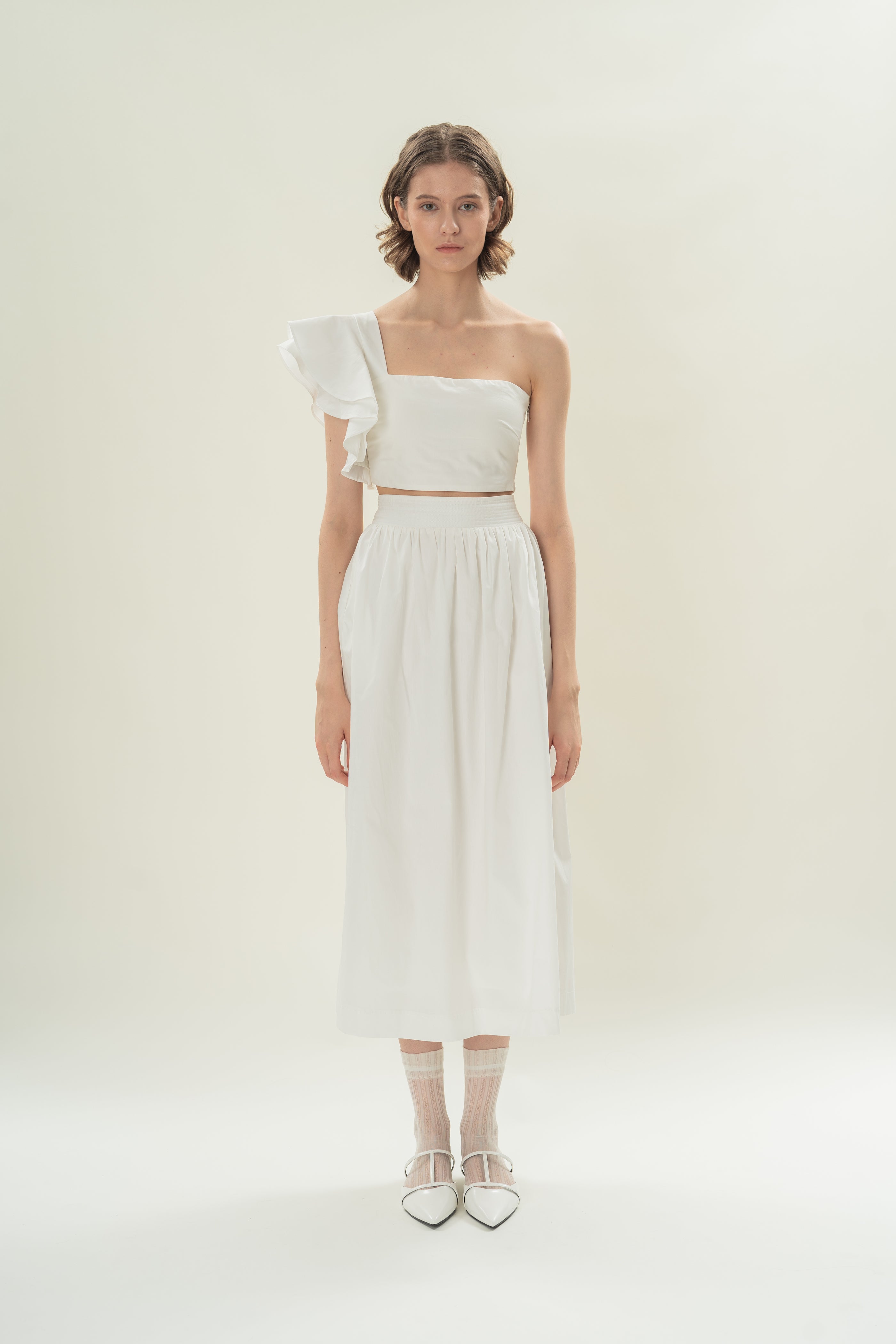 Toga Bustier Top With Ruffled Sleeve in White