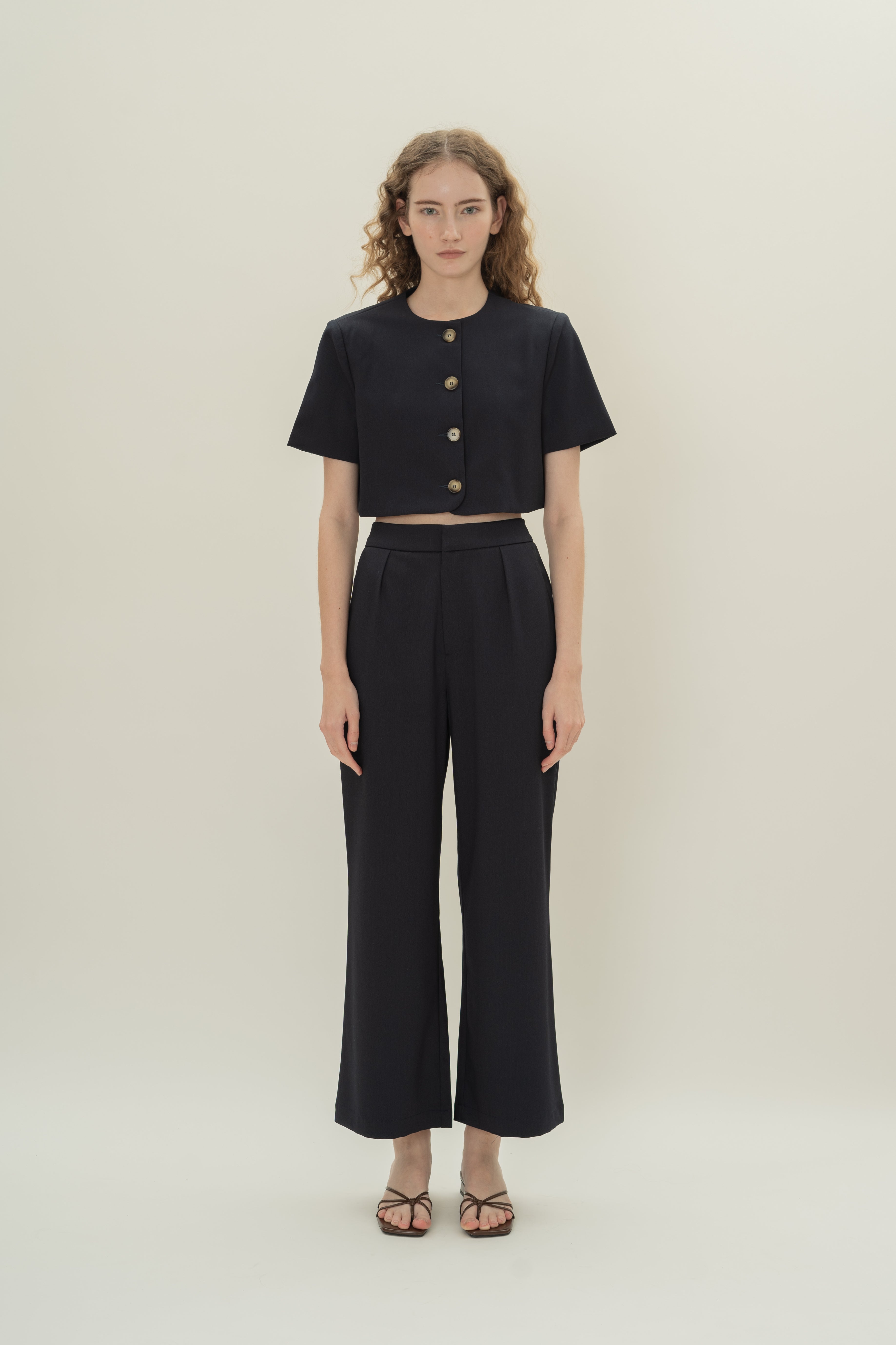 Collarless Short Sleeved Jacket in Midnight