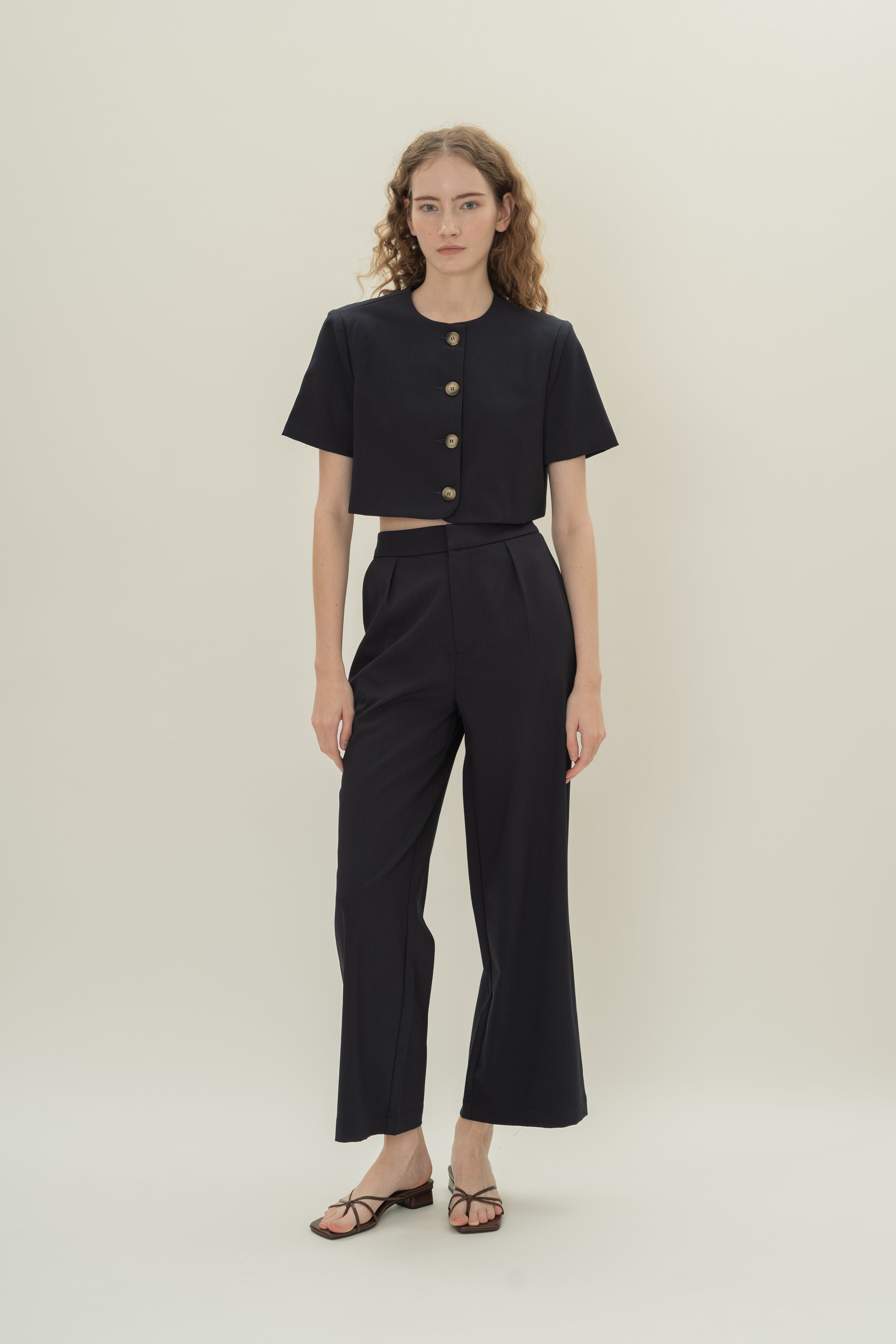 Collarless Short Sleeved Jacket in Midnight
