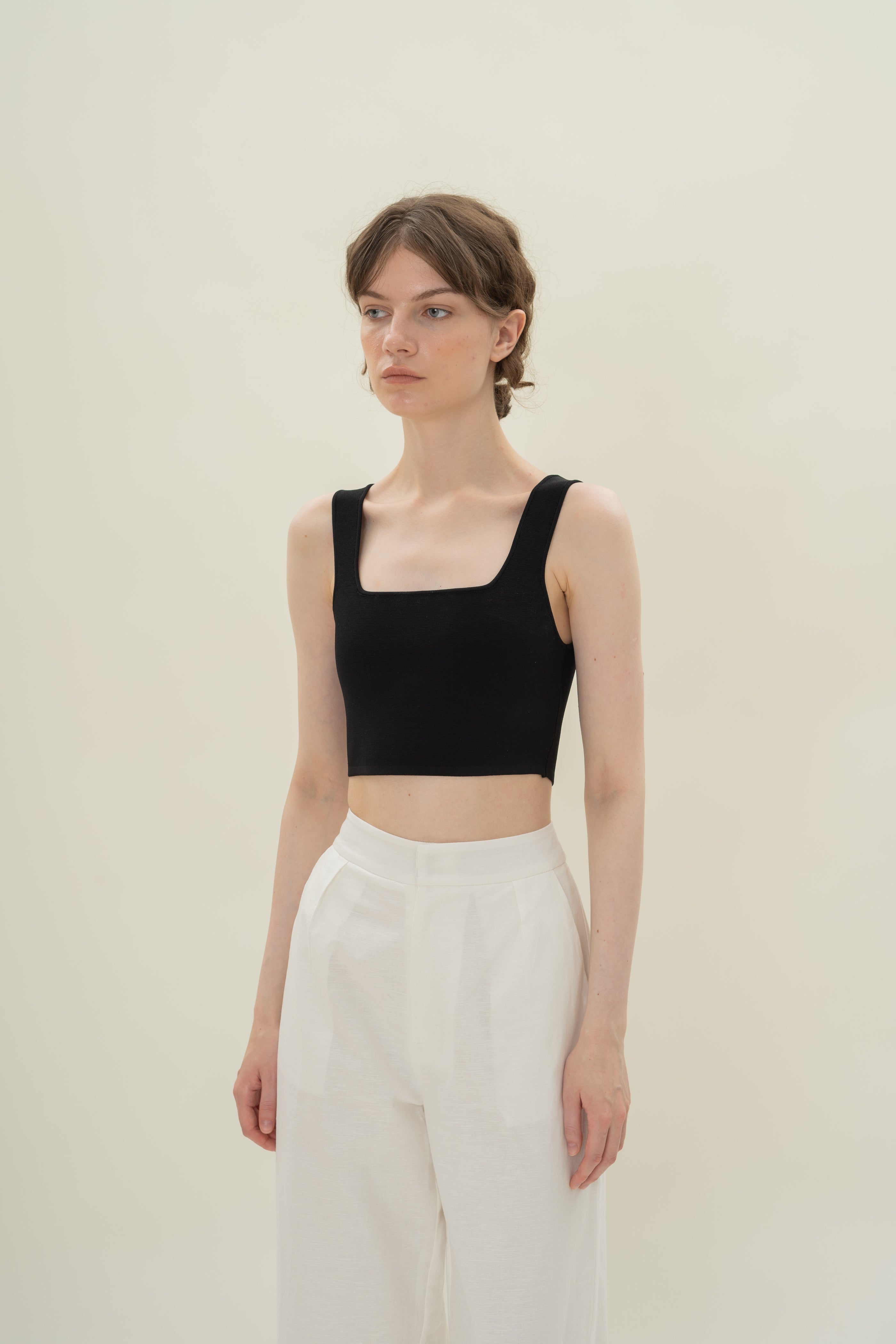 Fitted Knit Cropped Tank in Black